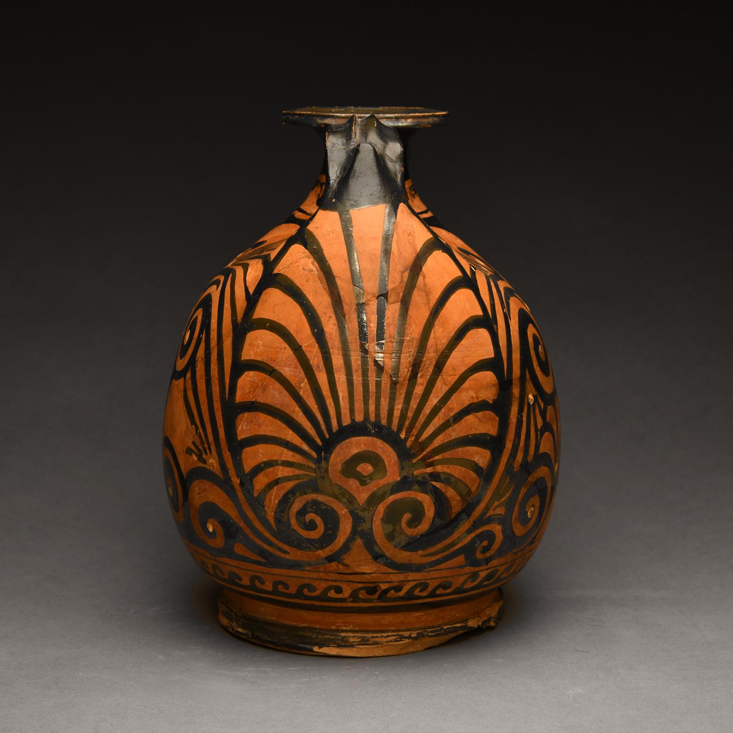 Ancient Apulian Red-Figured Askos Excellent état - En vente à Los Angeles, CA