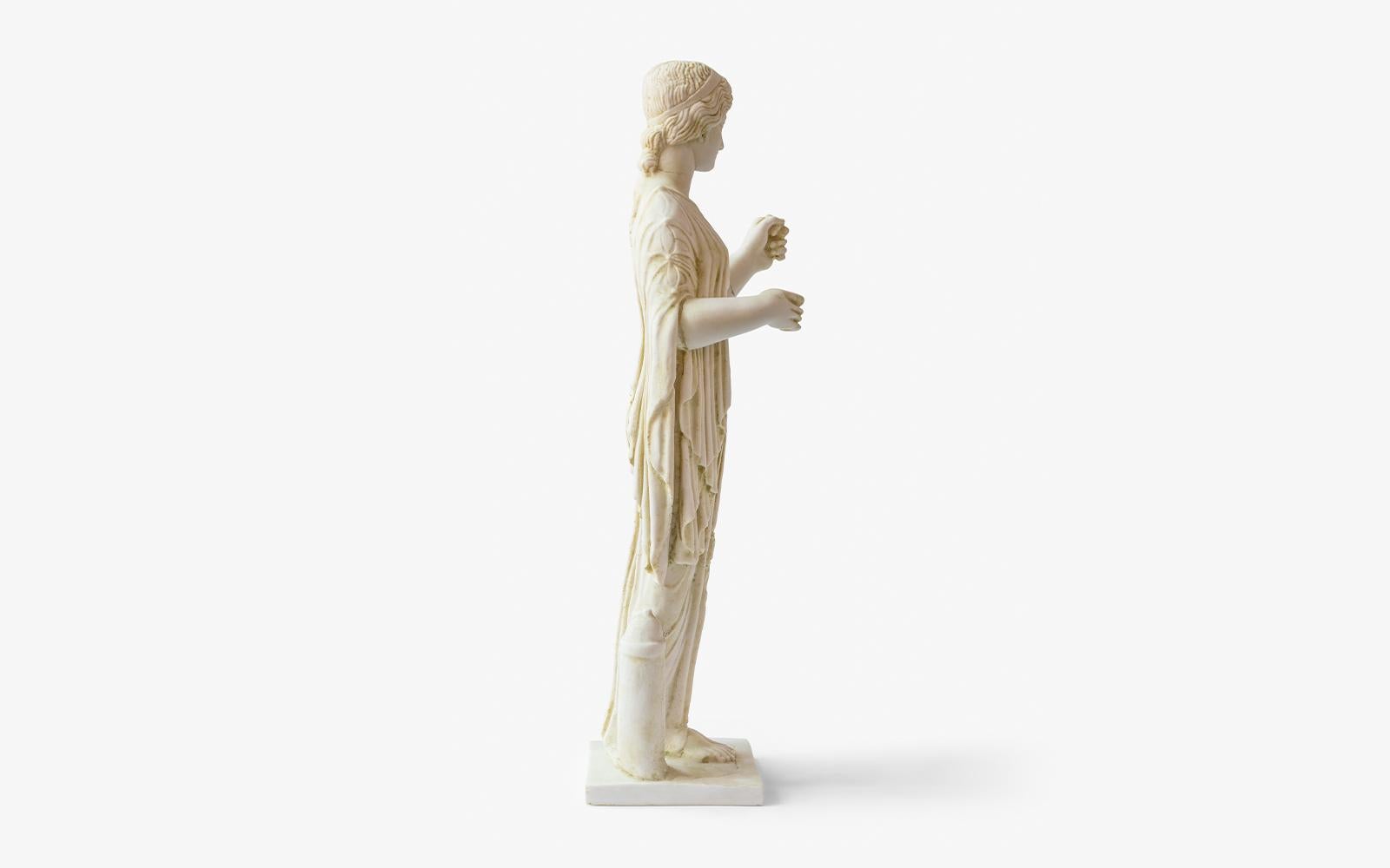 Antike Artemis-Statue aus Compressed-Marmor pulverbeschichtet **LEAD TIME 4 WEEKS** (Klassisch-griechisch) im Angebot