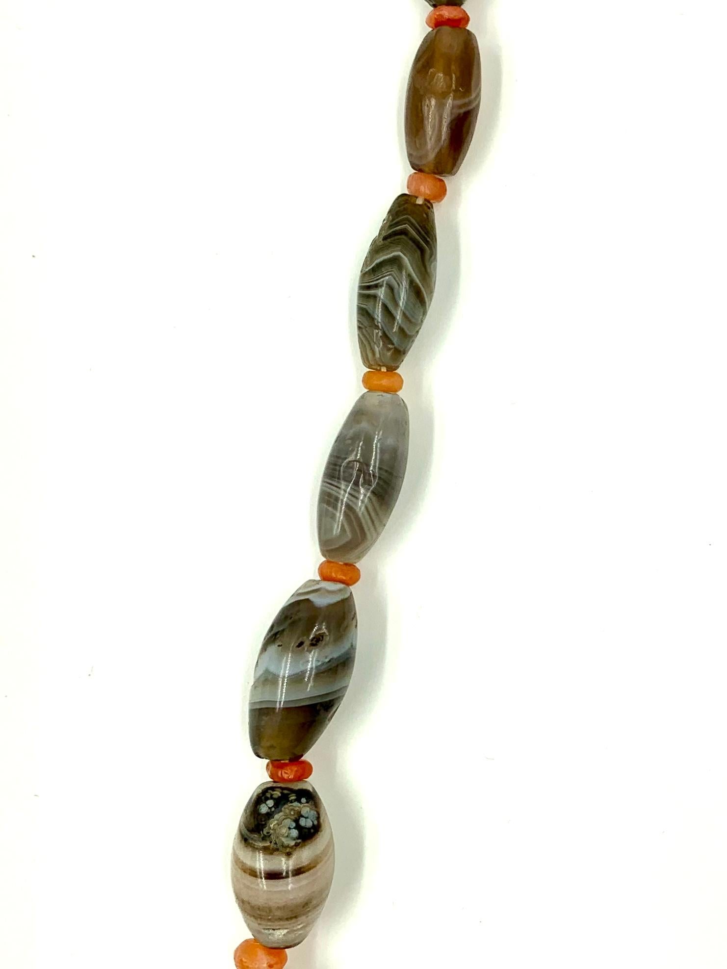 Ancient Bactrian Agate and Carnelian Bead Necklace, 3rd-2nd Millennium B.C. For Sale 1