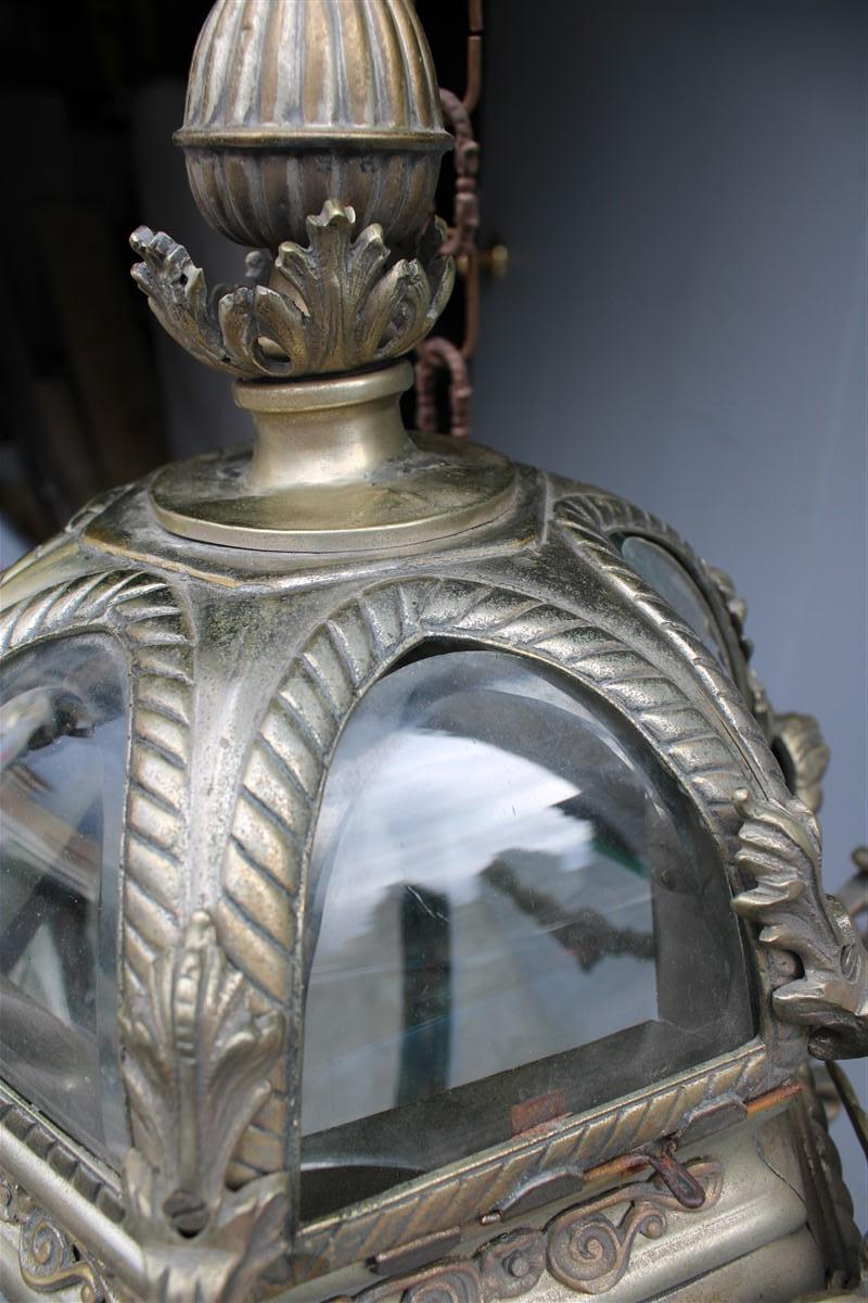Ancienne lanterne de style baroque en fusion de bronze avec petits anges en verre incurvé  en vente 7
