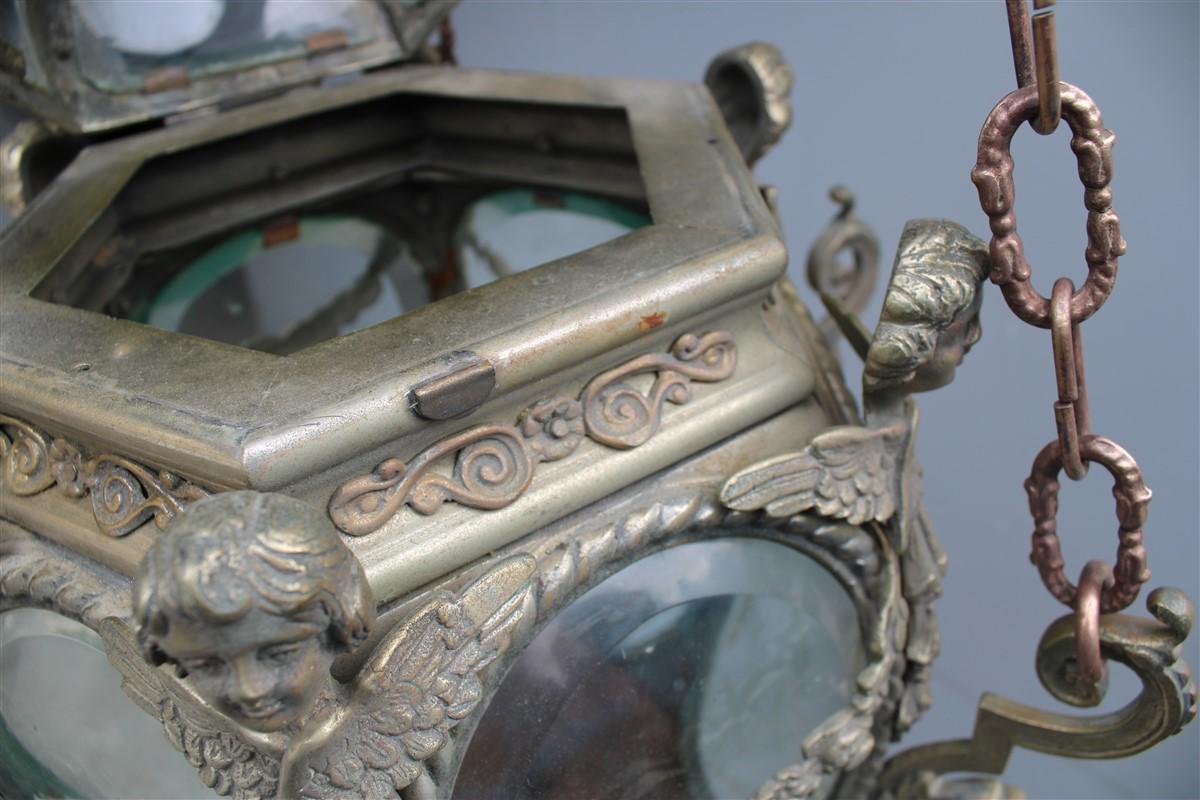 Ancienne lanterne de style baroque en fusion de bronze avec petits anges en verre incurvé  en vente 9