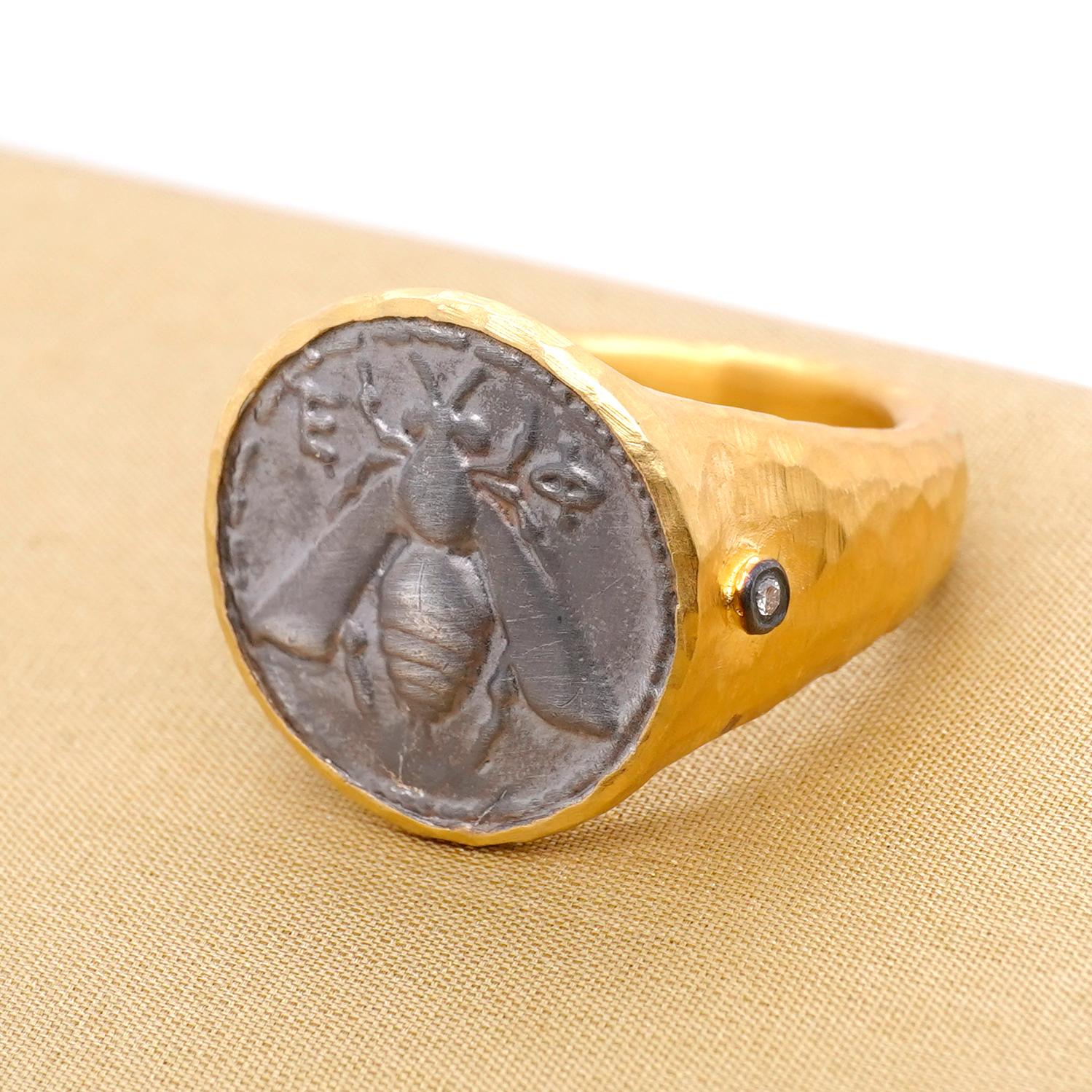 Ancient Bee Coin Signet Ring w/ Diamonds, Hammered Gold, 24kt & Silver For Sale 3