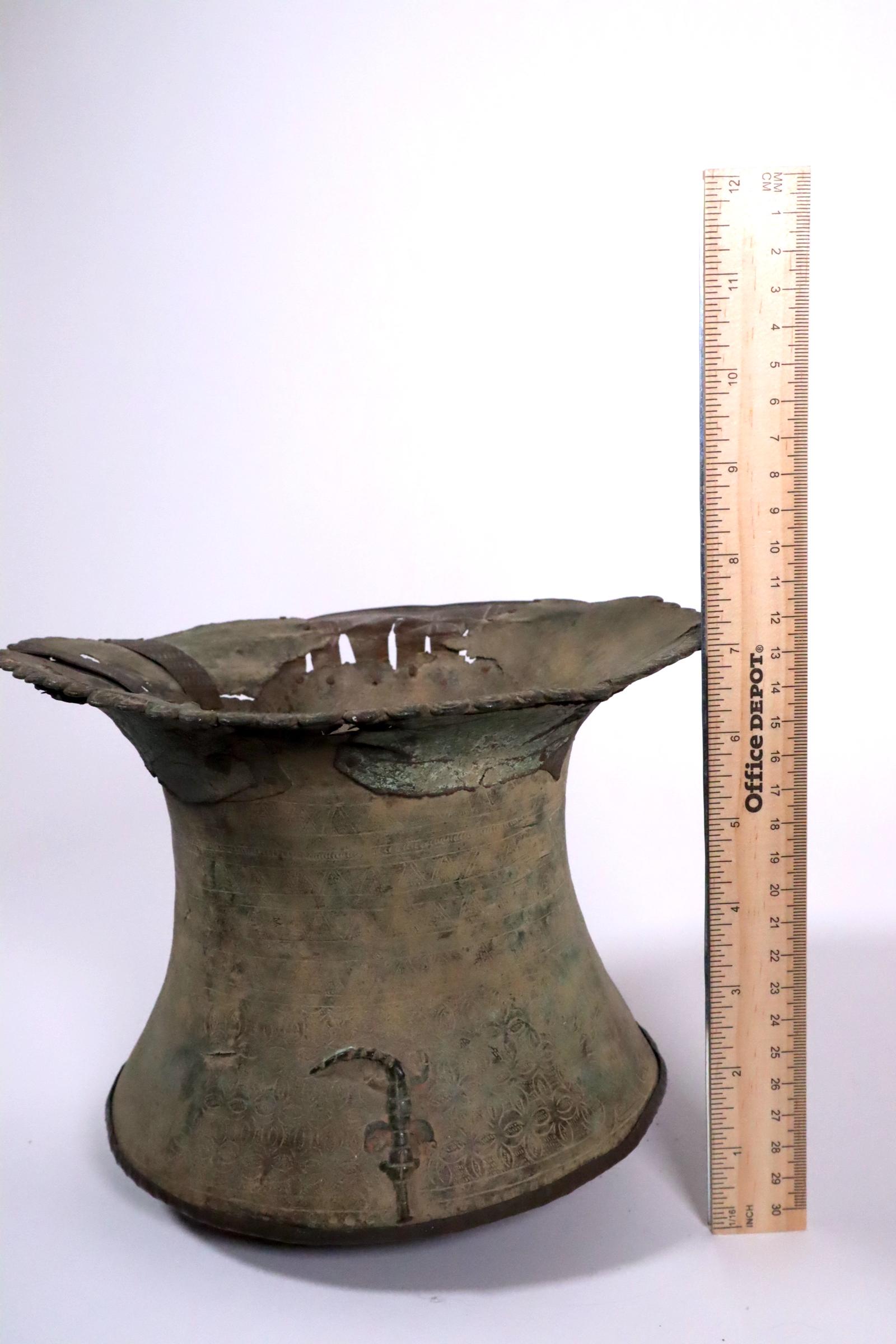19th Century Ancient Bronze Akan Treasure Vessel Ashanti Ghana with Asian Wabi Sabi Aesthetic For Sale