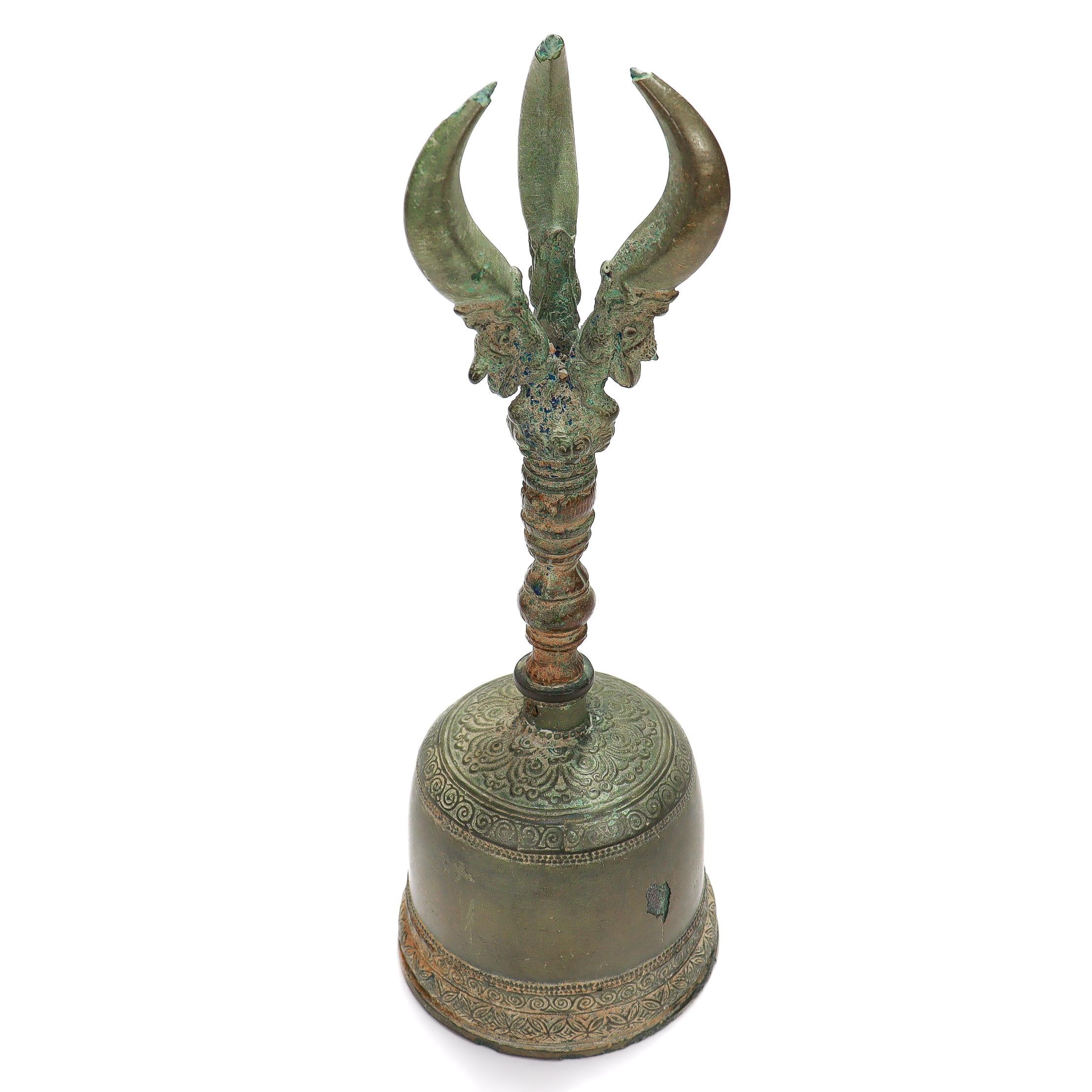 Ancient Bronze Buddhist Ghanta Hand Bell with Vajra / Dorje Handle For Sale 2
