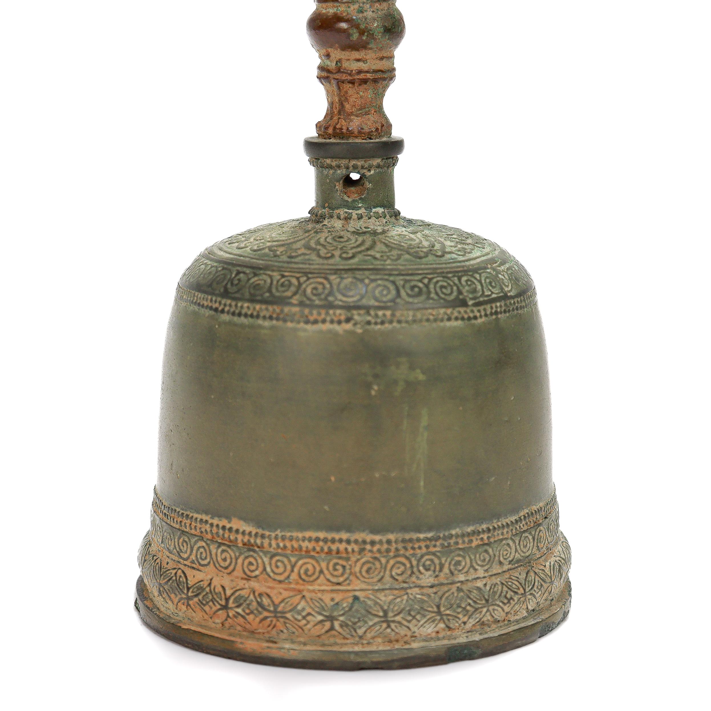 Ancient Bronze Buddhist Ghanta Hand Bell with Vajra / Dorje Handle For Sale 4