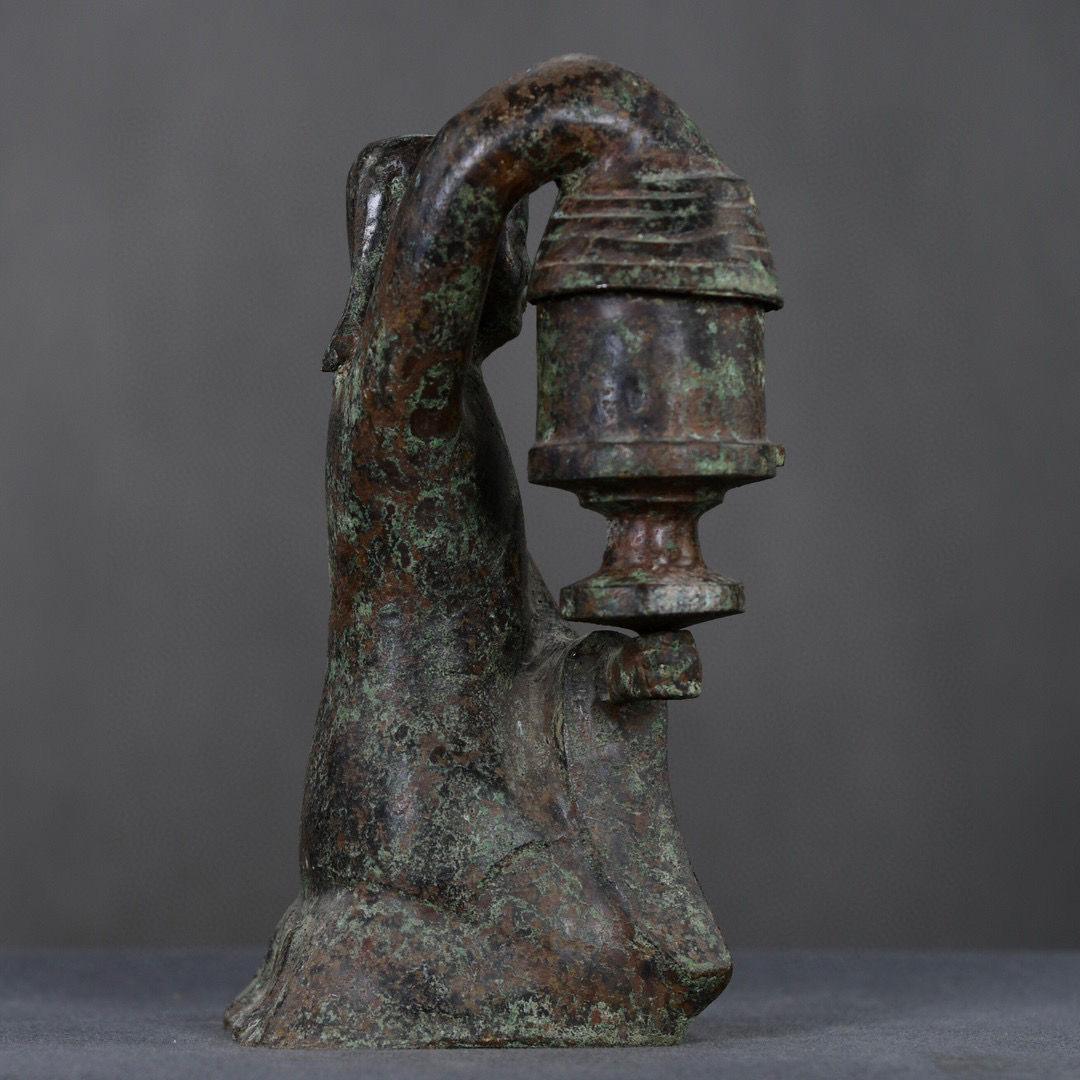 27cm Vintage Bronze Kneeling Down Human Hands Holding Lantern Statue For Sale 1