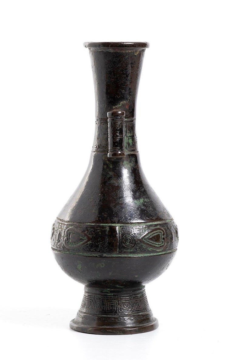 Ancient Bronze Vase Hu, Song Dynasty China, 13th Century at 1stDibs