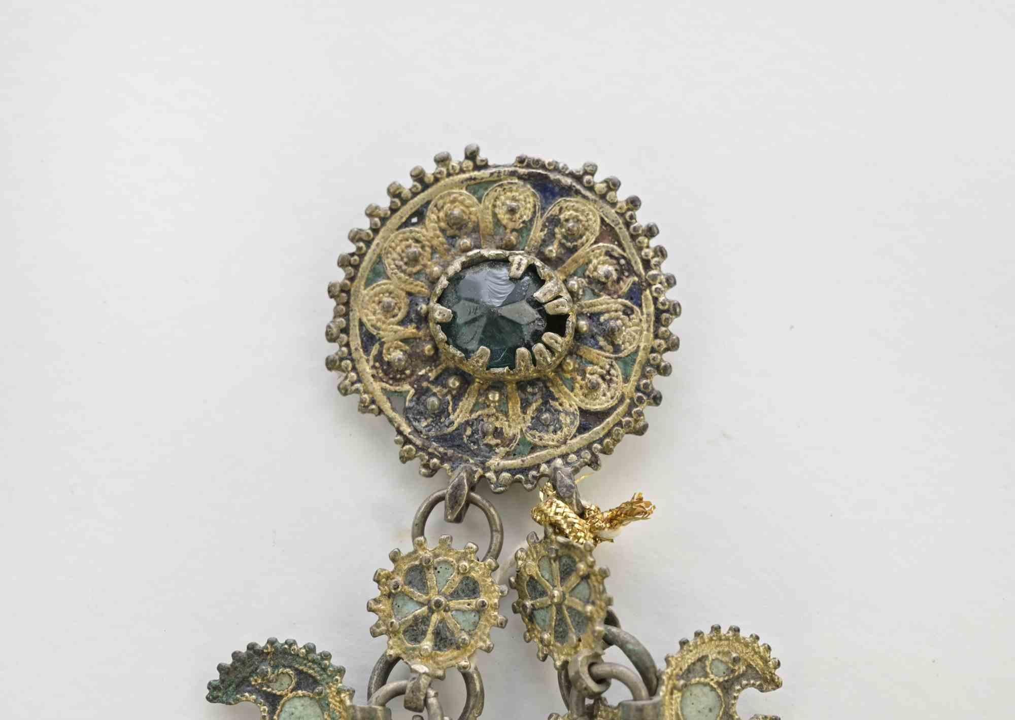 Bulgare Pendentif en métal bulgare ancien, 19e siècle en vente