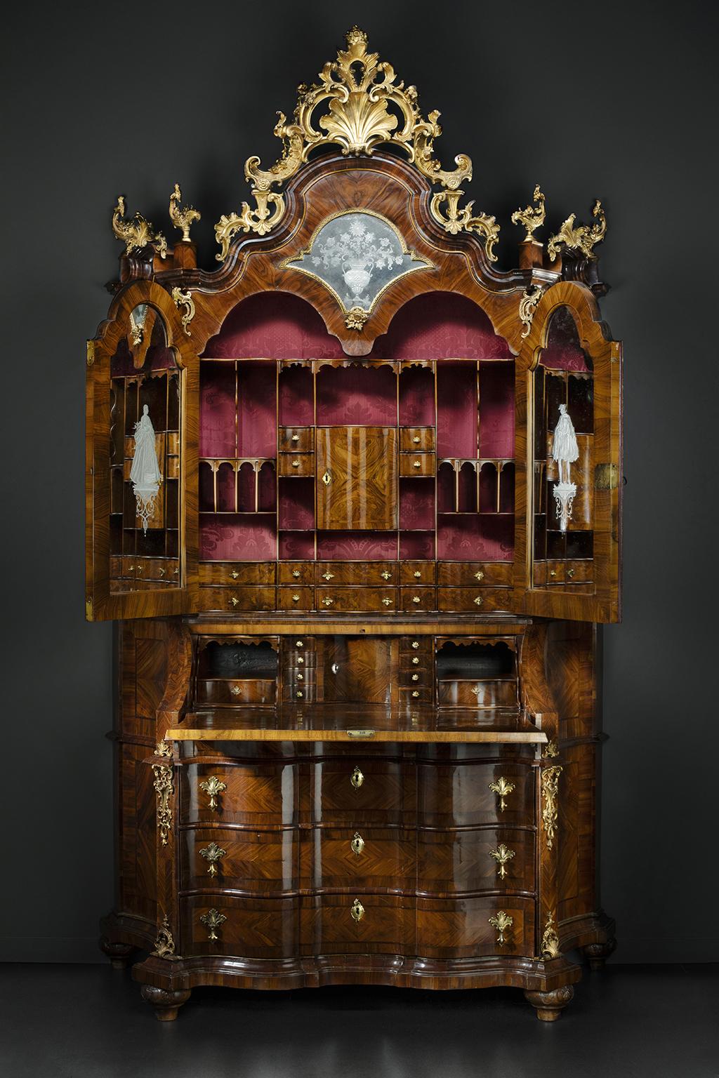 Ancient Bureau Cabinet, Trumeau, Venice, Circa Mid-18th Century 14