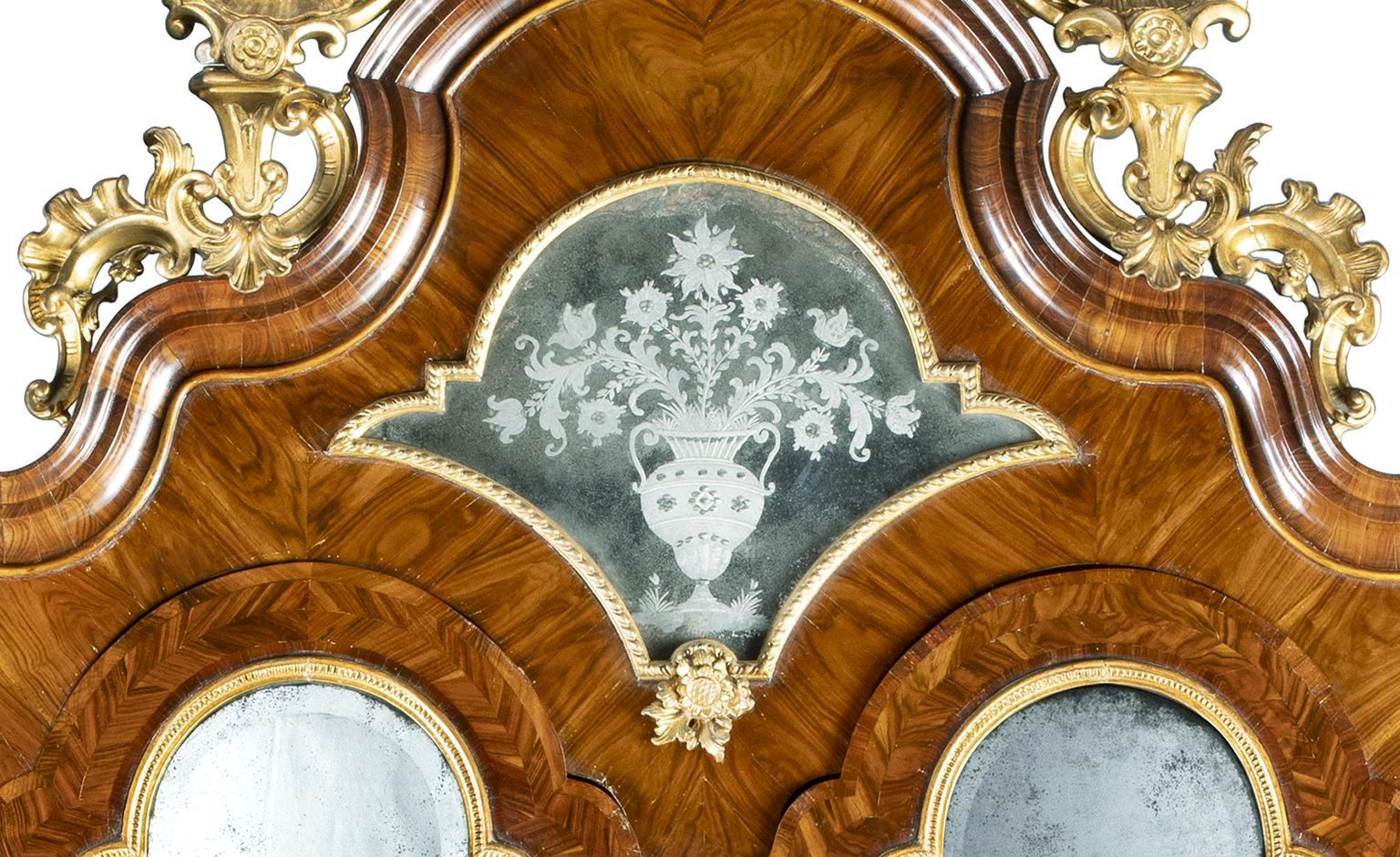 Ancient Bureau Cabinet, Trumeau, Venice, Circa Mid-18th Century In Good Condition In Milano, IT