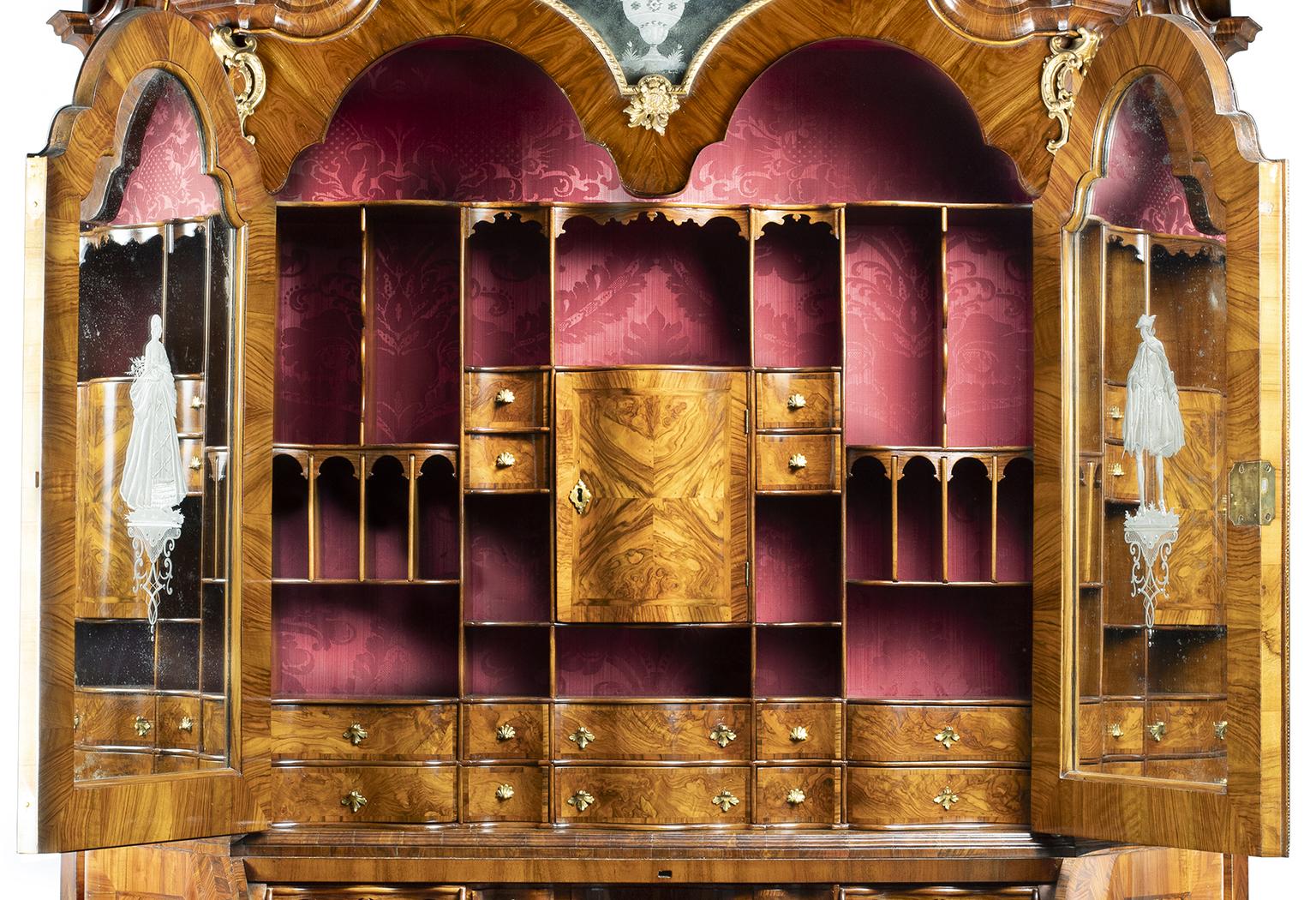 Ancient Bureau Cabinet, Trumeau, Venice, Circa Mid-18th Century 2