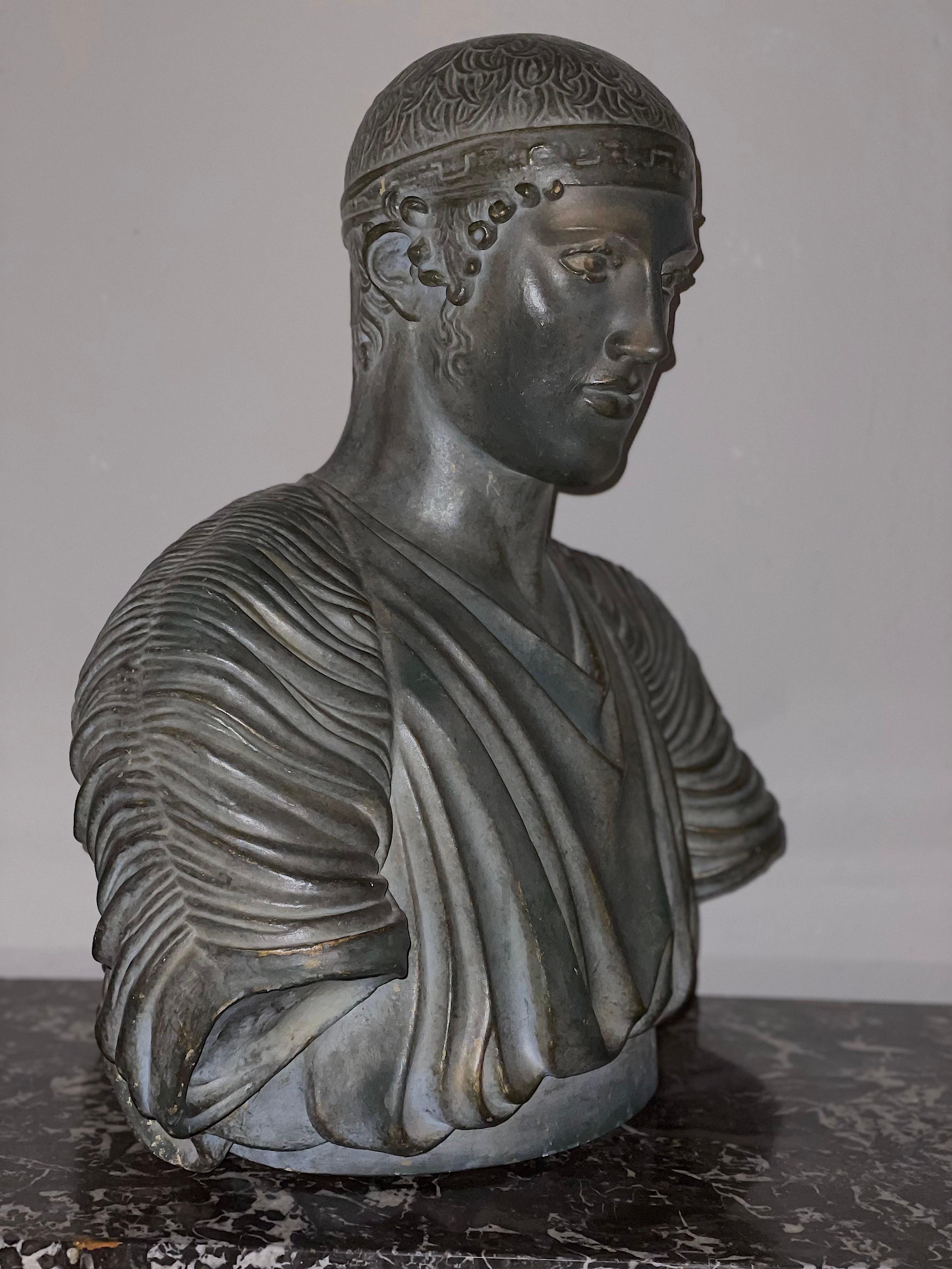 Grec  Ancien buste de Heniokhos (Auriga) 19ème siècle. Century en vente