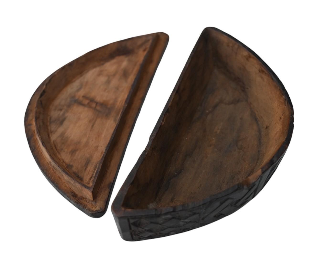 Antiguo estuche de maquillaje tallado de la tribu kuba, Dr. Congo en Bueno estado para la venta en Bilzen, BE