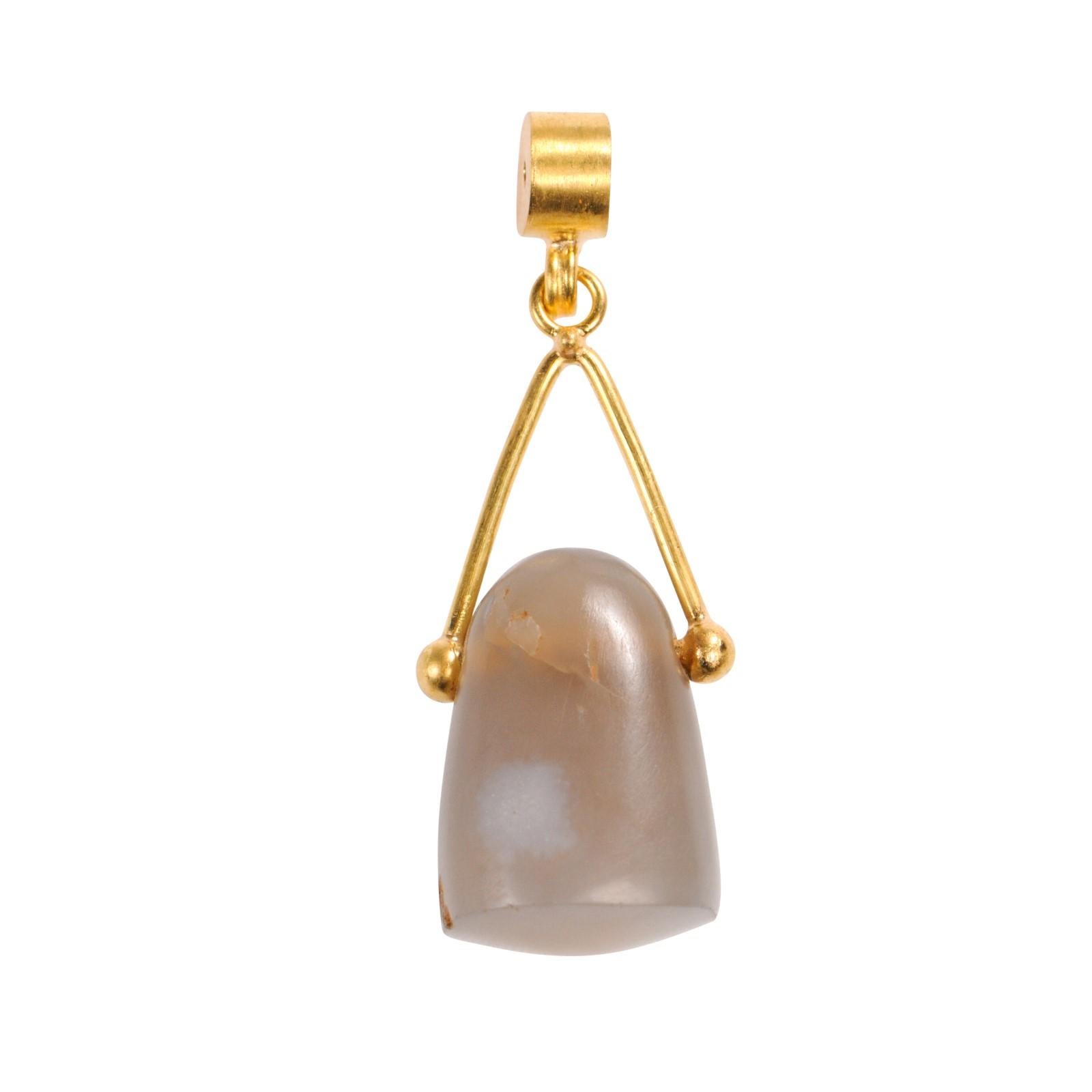 Ancient Chalcedony Seal Pendant (pendant only) In Excellent Condition For Sale In Atlanta, GA