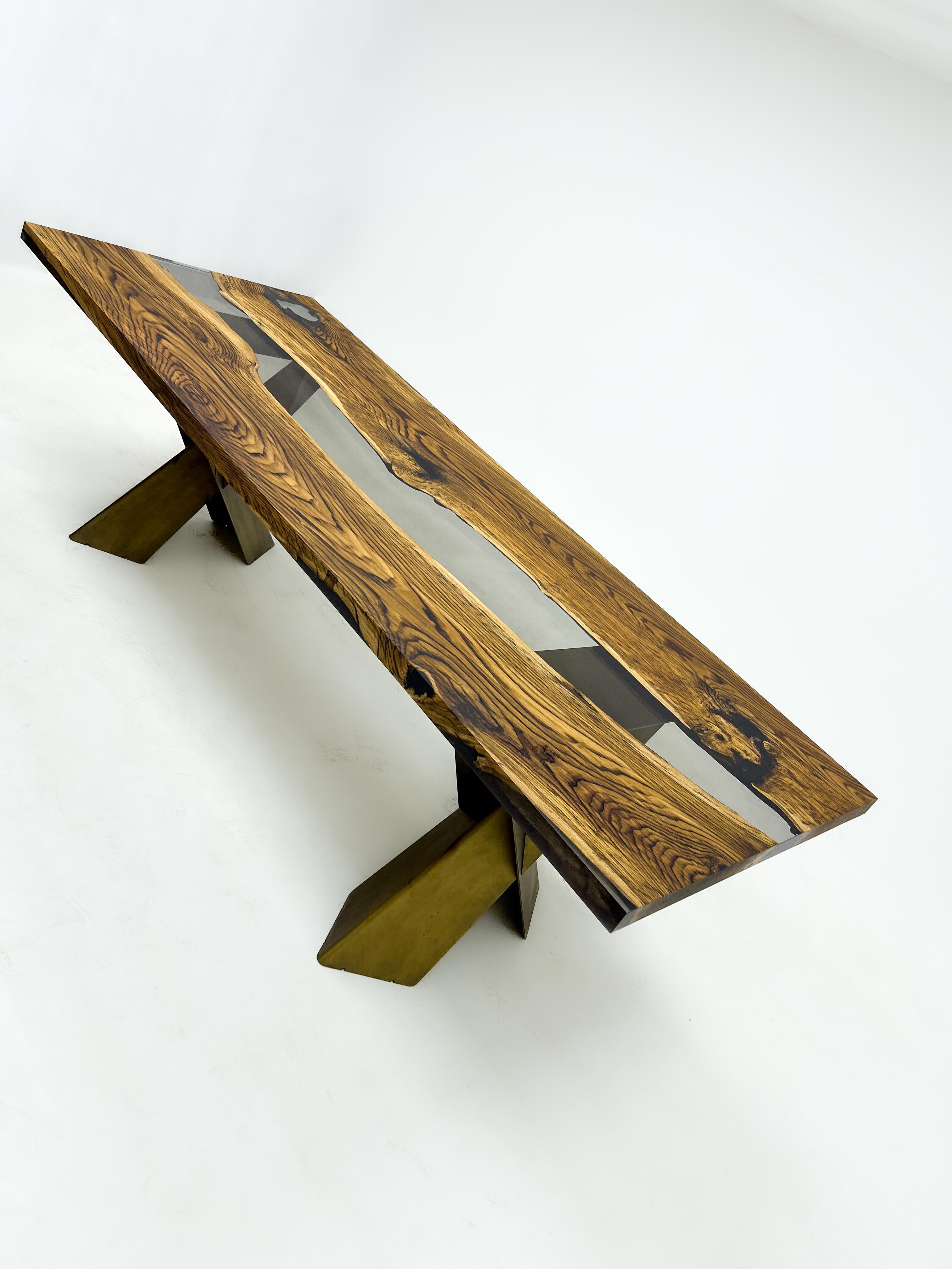 Brushed Antique Chesnut Epoxy Resin River Dining Table For Sale
