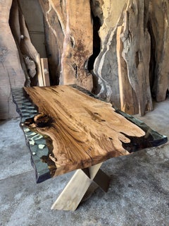 Ancient Chesnut Epoxy Resin Wooden Live Edge River Dining Table