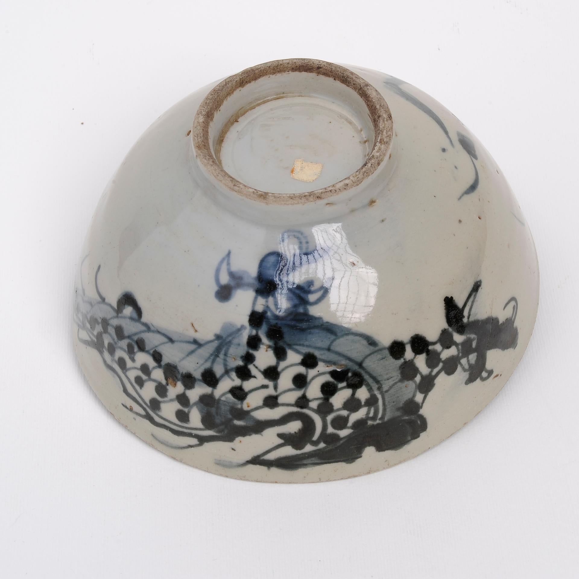 Antike japanische Schale mit Drache (Keramik) im Angebot