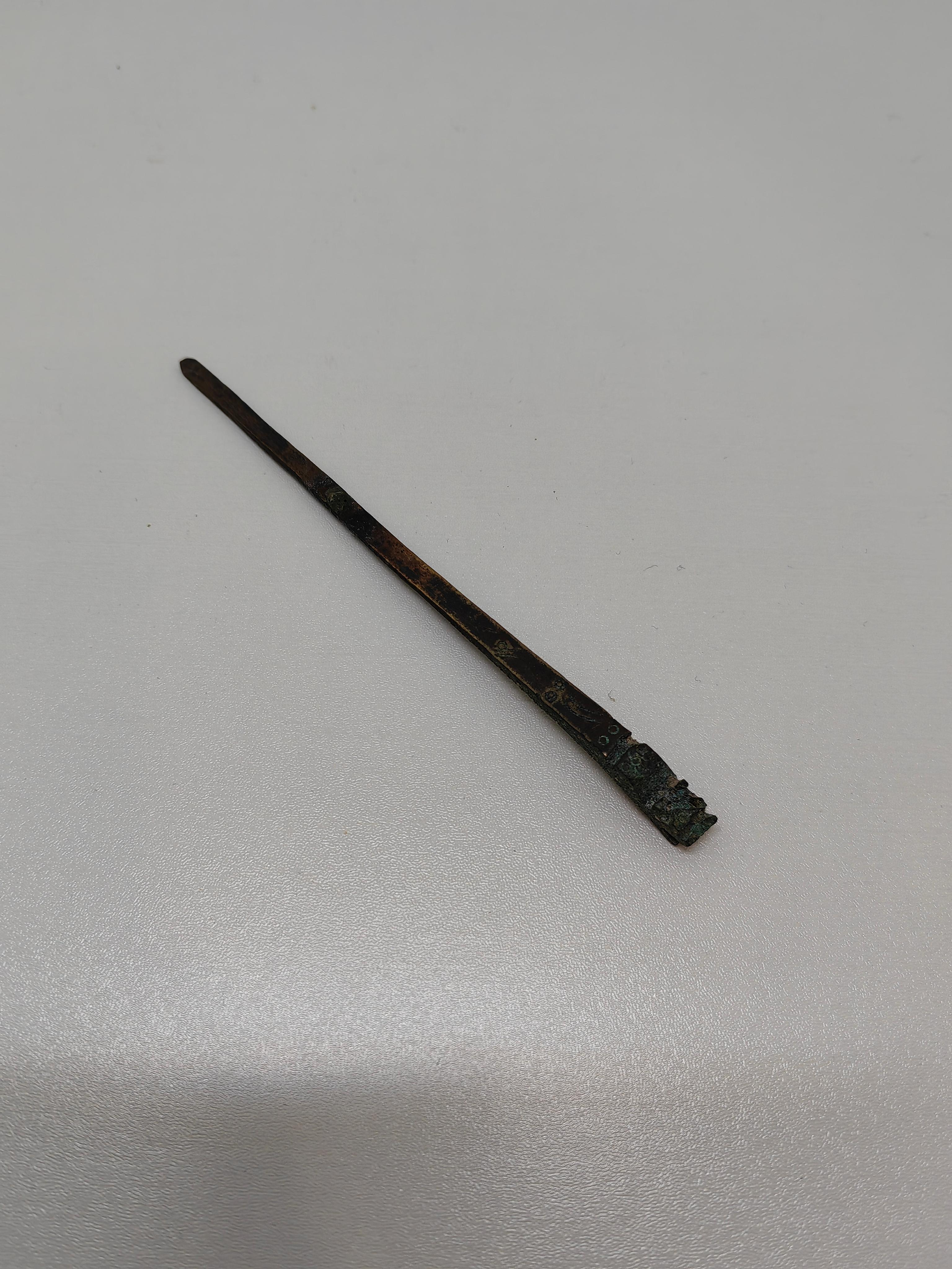 Empire Ancient Chinese China Bronze Dragon Head Hairpin For Sale