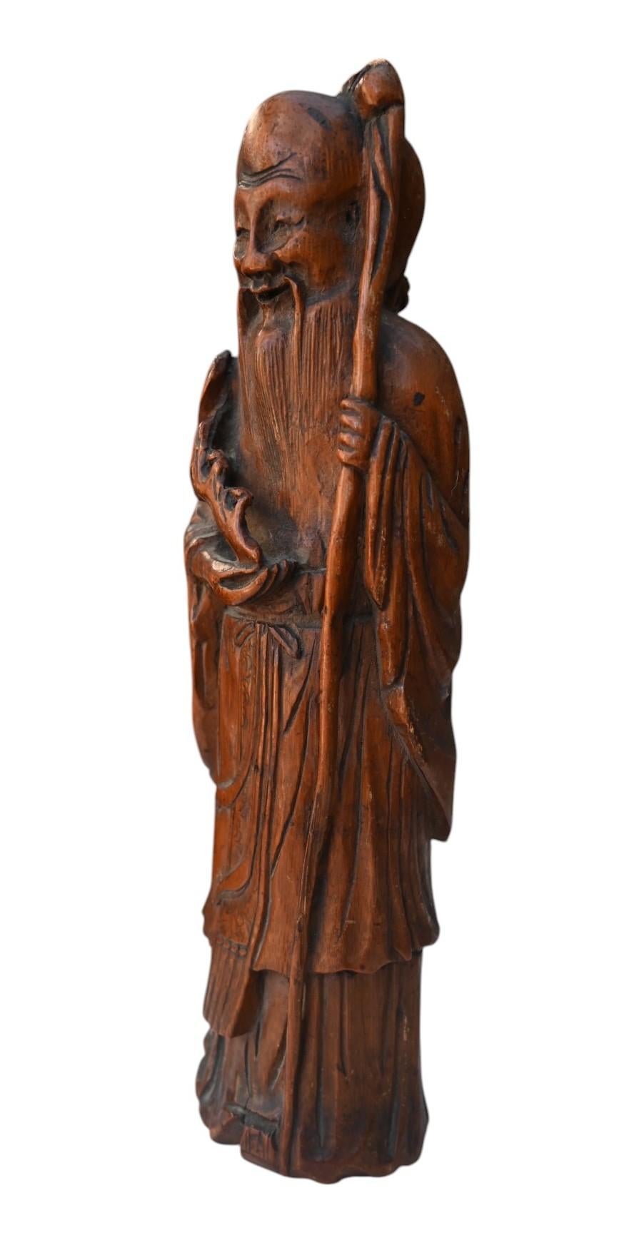 Chinois Statue en bambou sculpté d'un Sage de l'ancienne dynastie chinoise Qing en vente