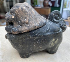 Ancient Chinese Western Han Vessel with an ancient vase and Foo dog container