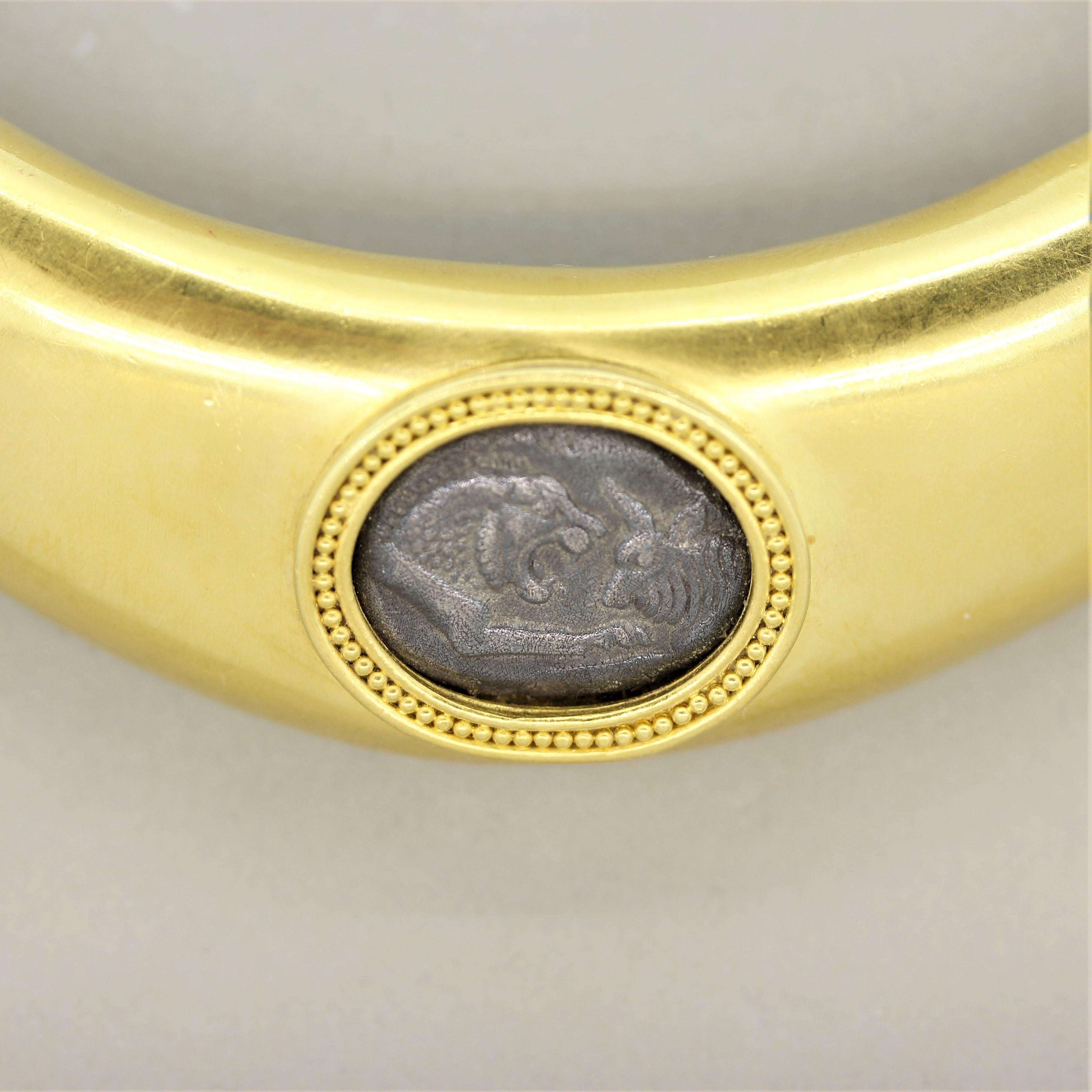 gold hasli necklace