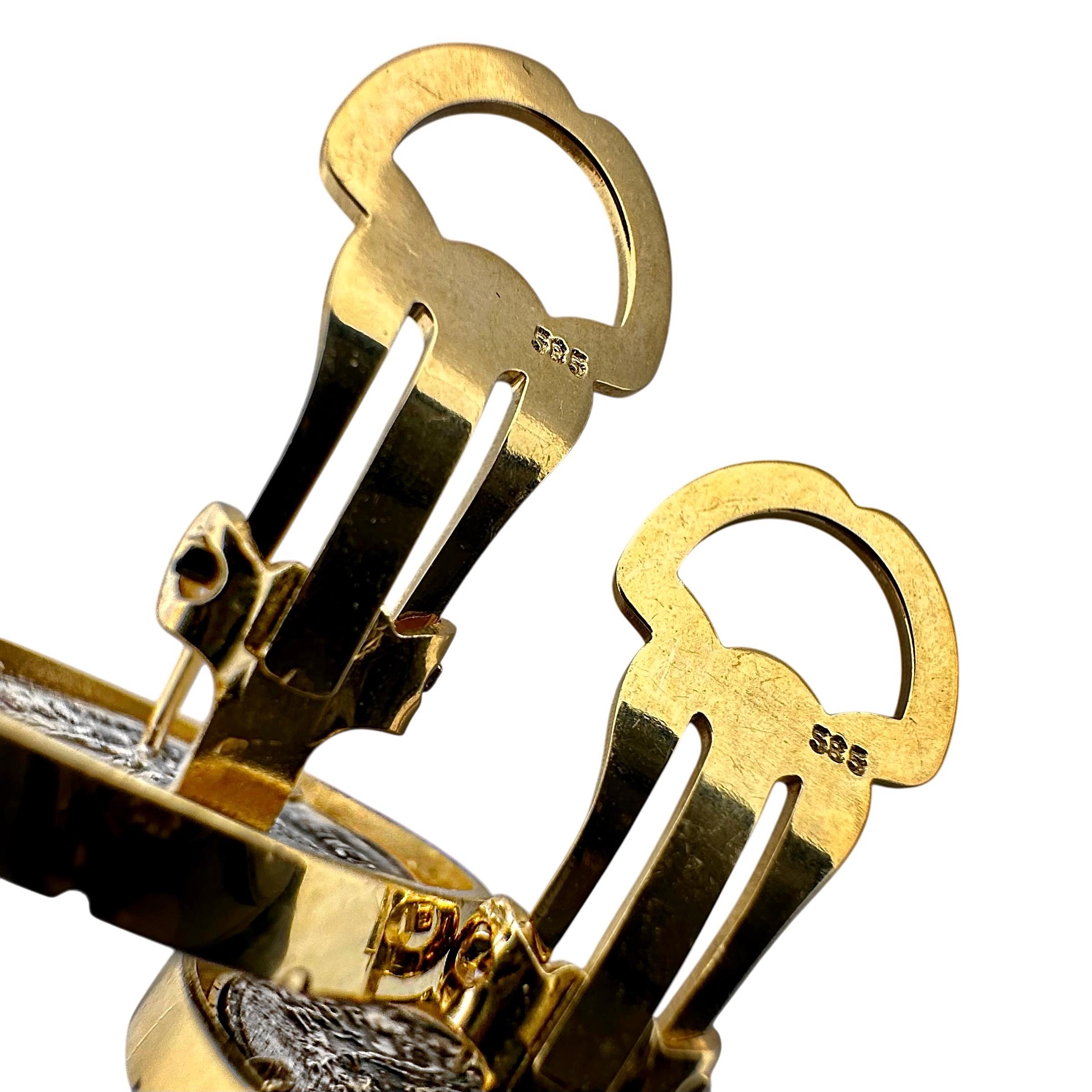 Boucles d'oreilles en hommage aux pièces de monnaie antiques avec cadre de clé grecque en or jaune 14K en vente 2