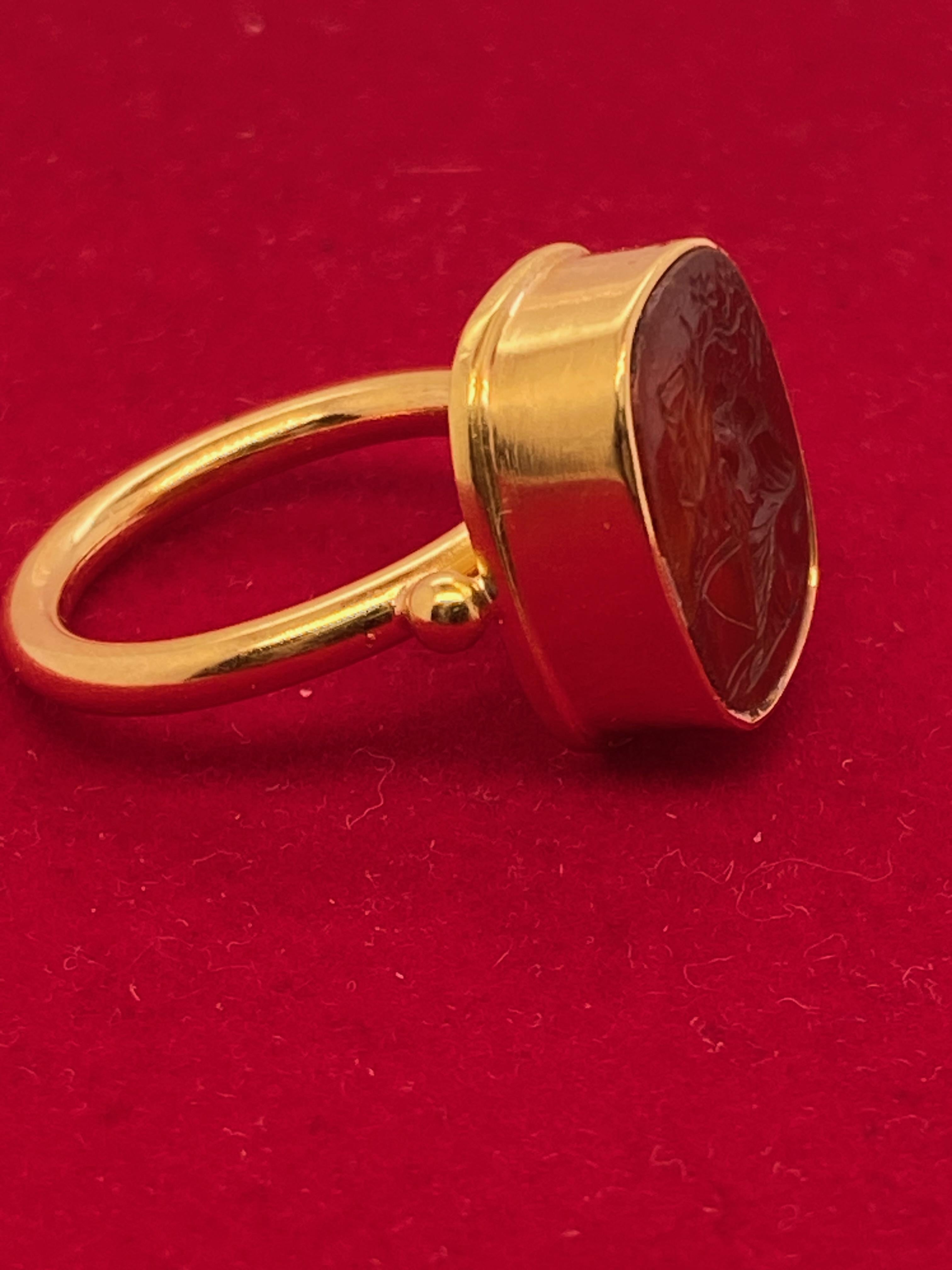 Antiker Karneol Intaglio-Ring Contemporary aus Castellani Kollektion im Zustand „Gut“ in New York, NY