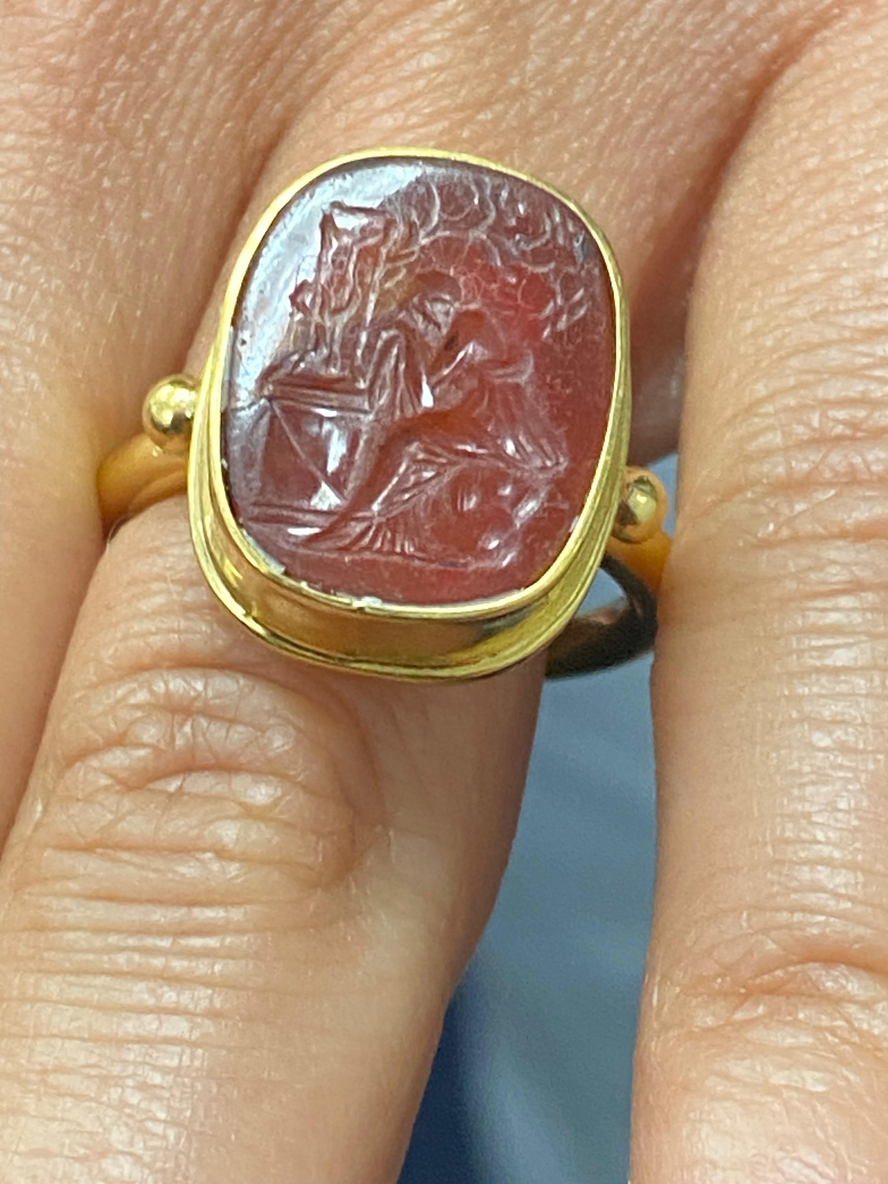 Antiker Karneol Intaglio-Ring Contemporary aus Castellani Kollektion 1