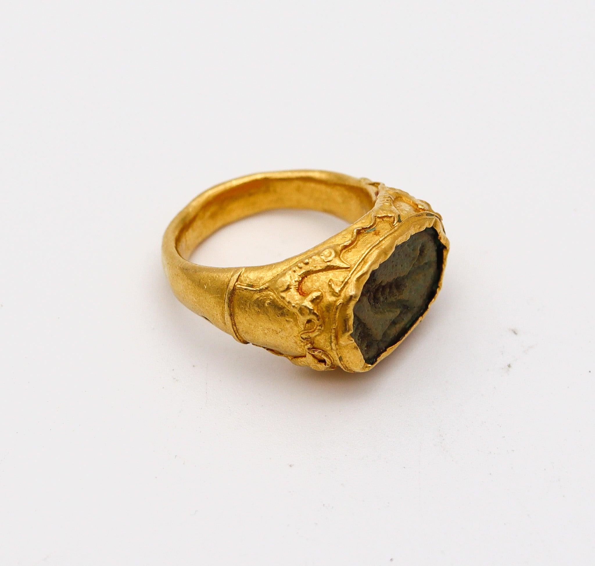Women's ANCIENT EGYPT-PERSIA 300 BC Intaglio Seal Ring In 23Kt Gold & Falcon In Faience