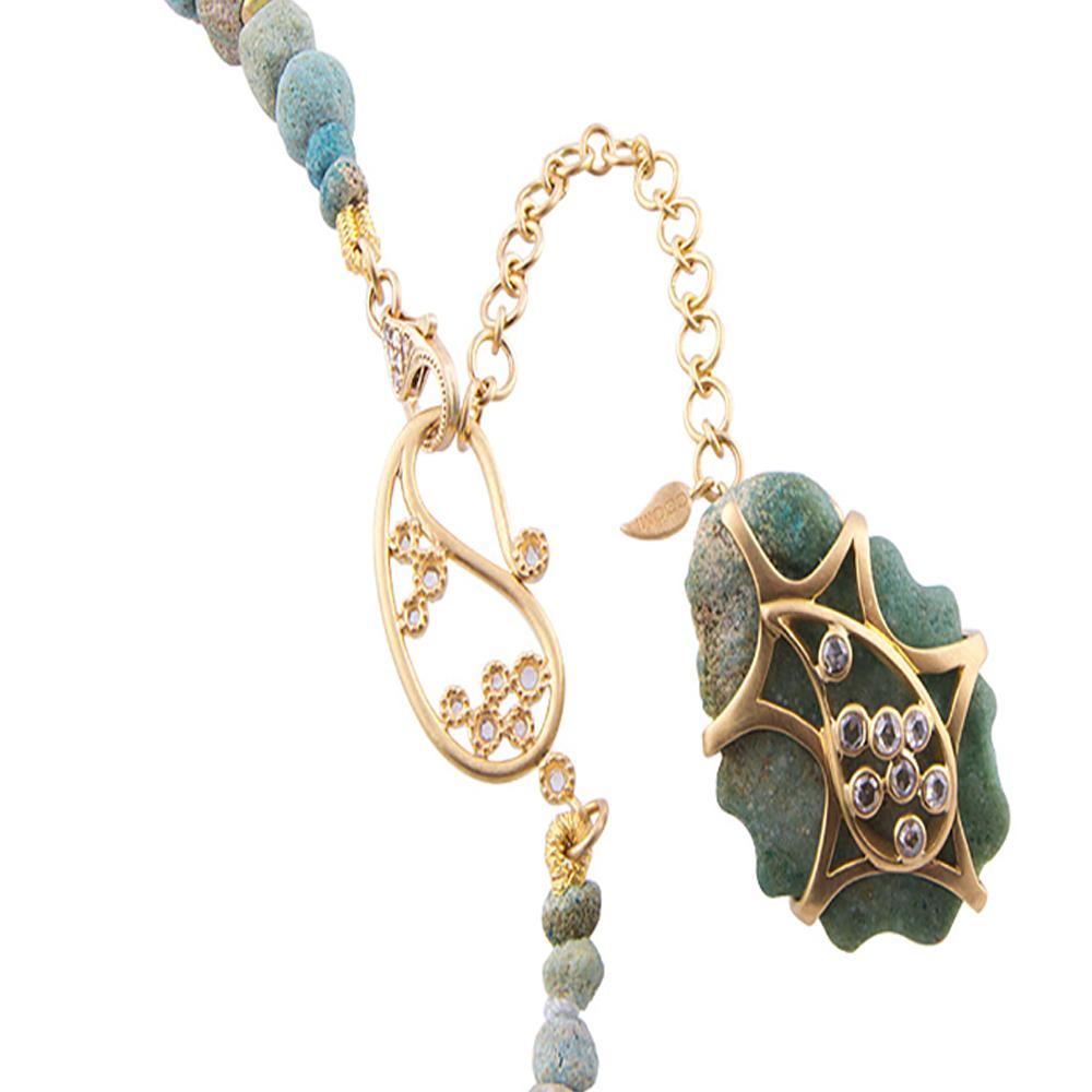 Antikgold-Halskette aus 20 Karat Gelbgold mit 5,95 Karat Diamanten im Rosenschliff und altägyptischen Perlen. Diese Halskette wird mit einem Verschluss aus 18 Karat Gelbgold geliefert und ist von der COOMI'S Antiquity Collection'S inspiriert.
