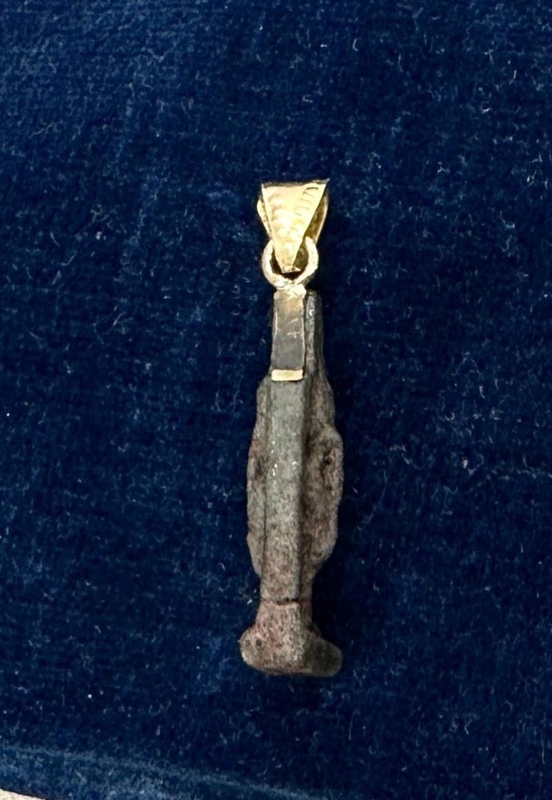 Women's or Men's Ancient Egyptian Goddess Isis Pendant Necklace 14K Gold 600-300 BC Guarantee For Sale