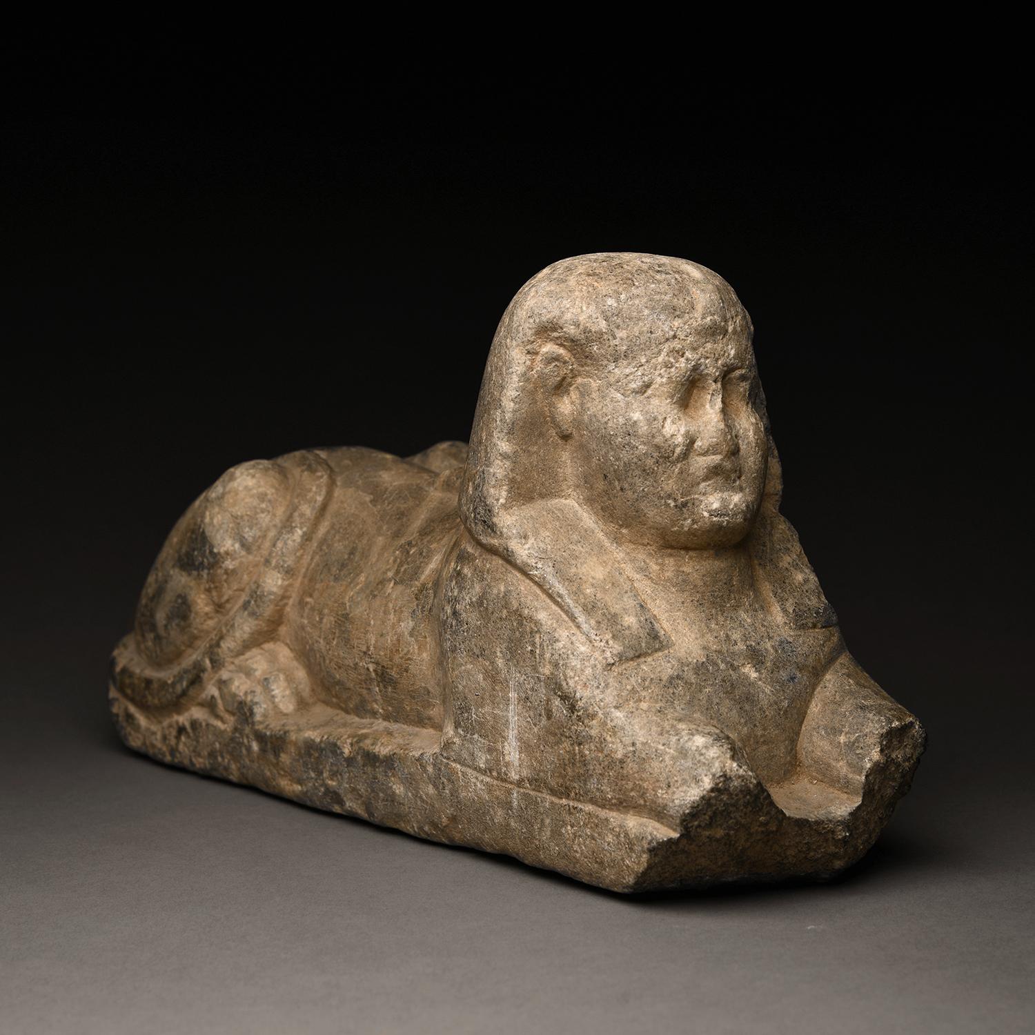 Marmo Ancient Egyptian Grey Marble Sphinx in vendita
