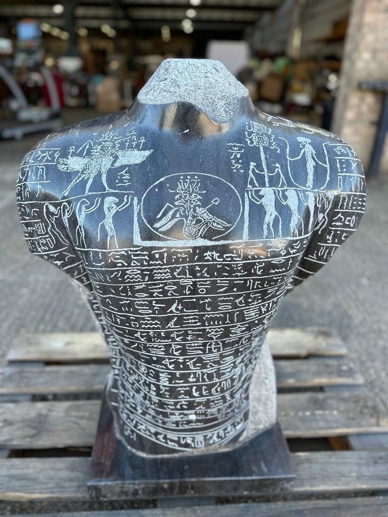 Escultura de busto de granito macizo 