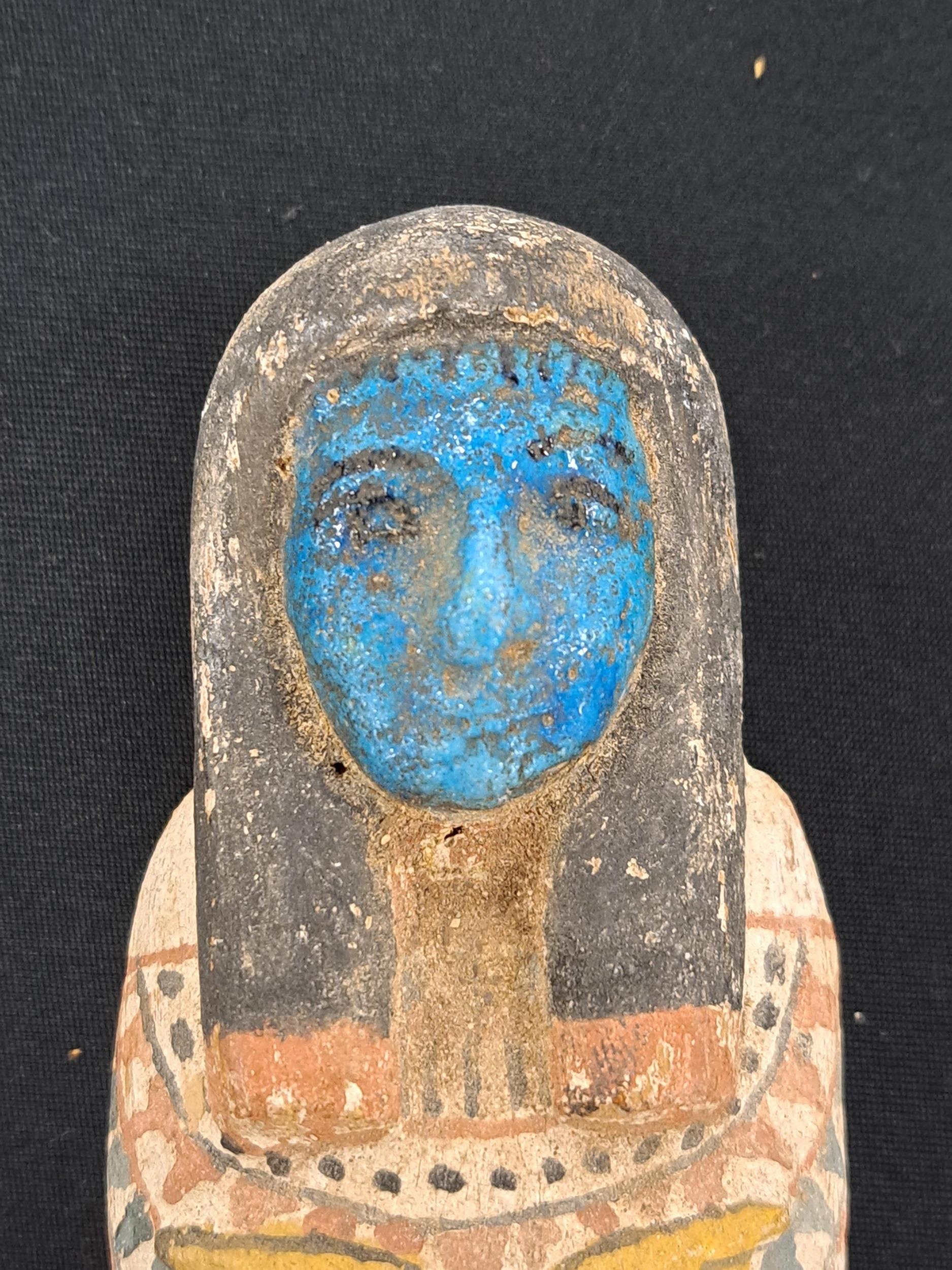 Ancient Egyptian Polychromed Ushabti New Kingdom, Ramesside Dynasty 1292-1185 BC In Good Condition For Sale In Nottingham, GB