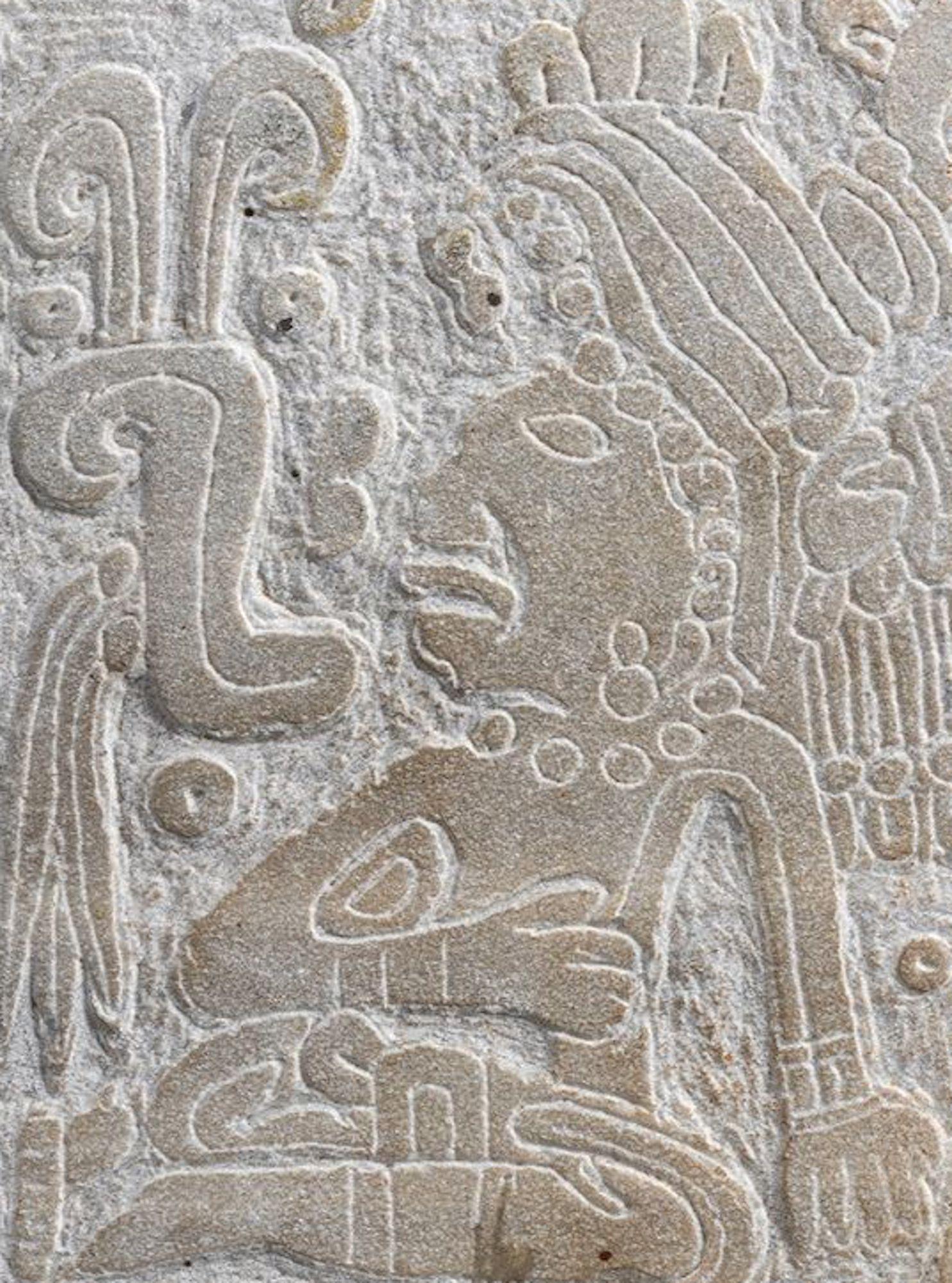 olmec carvings