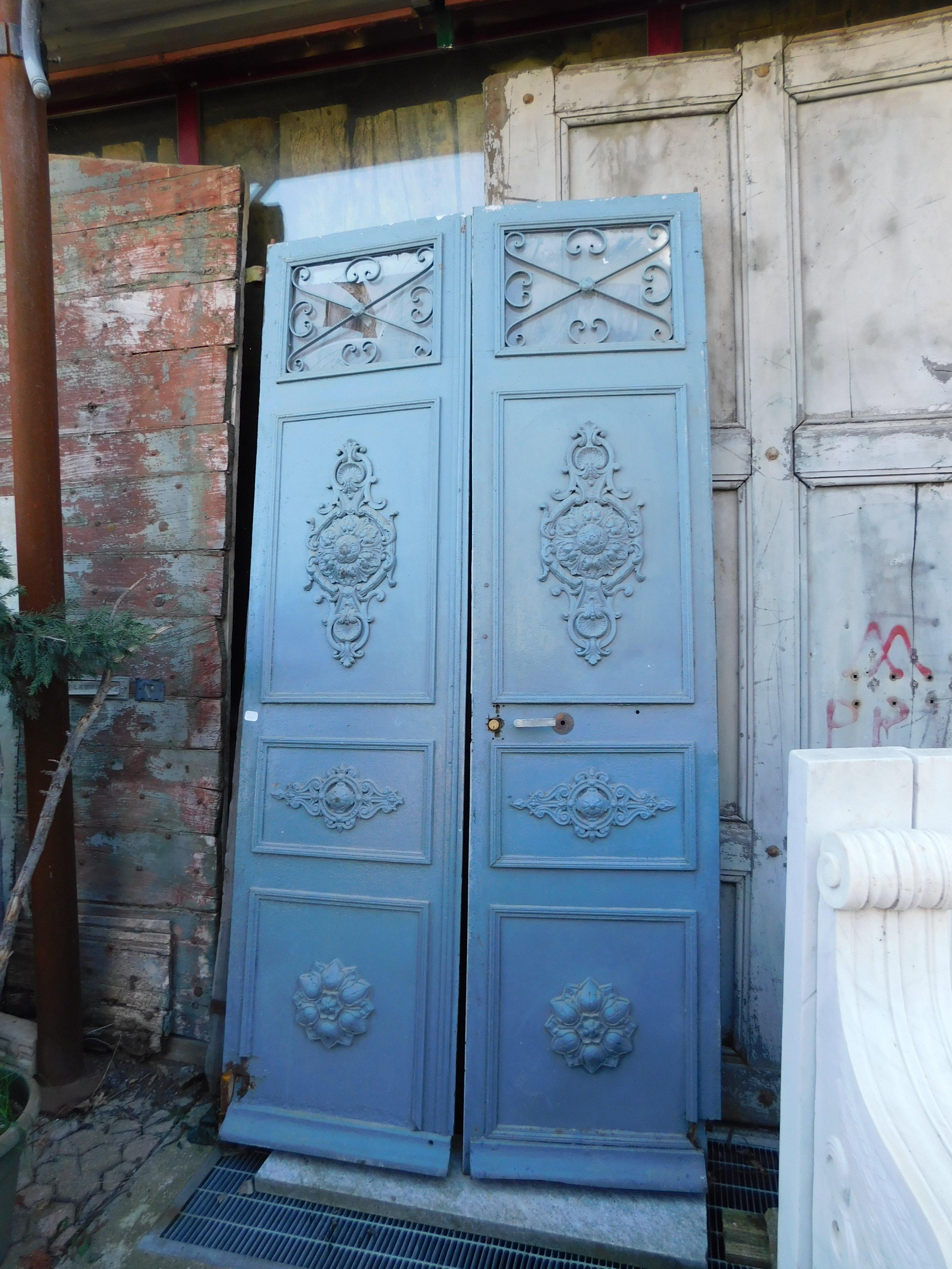 French Ancient Entrance Outdoor Door, Iron Carved with Two Leaf, 19th Century, France For Sale