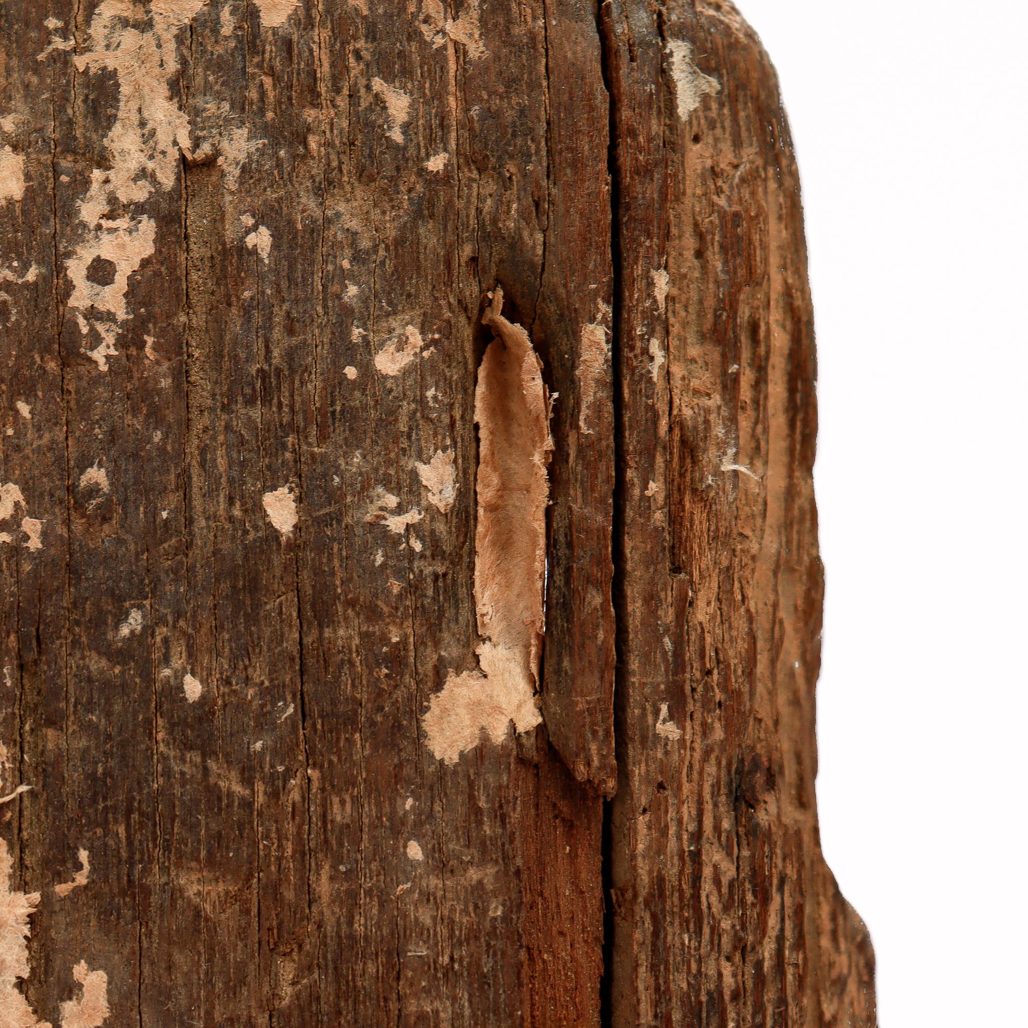 Ancien Bodhisattva en bois sculpté du Gandhara en vente 8