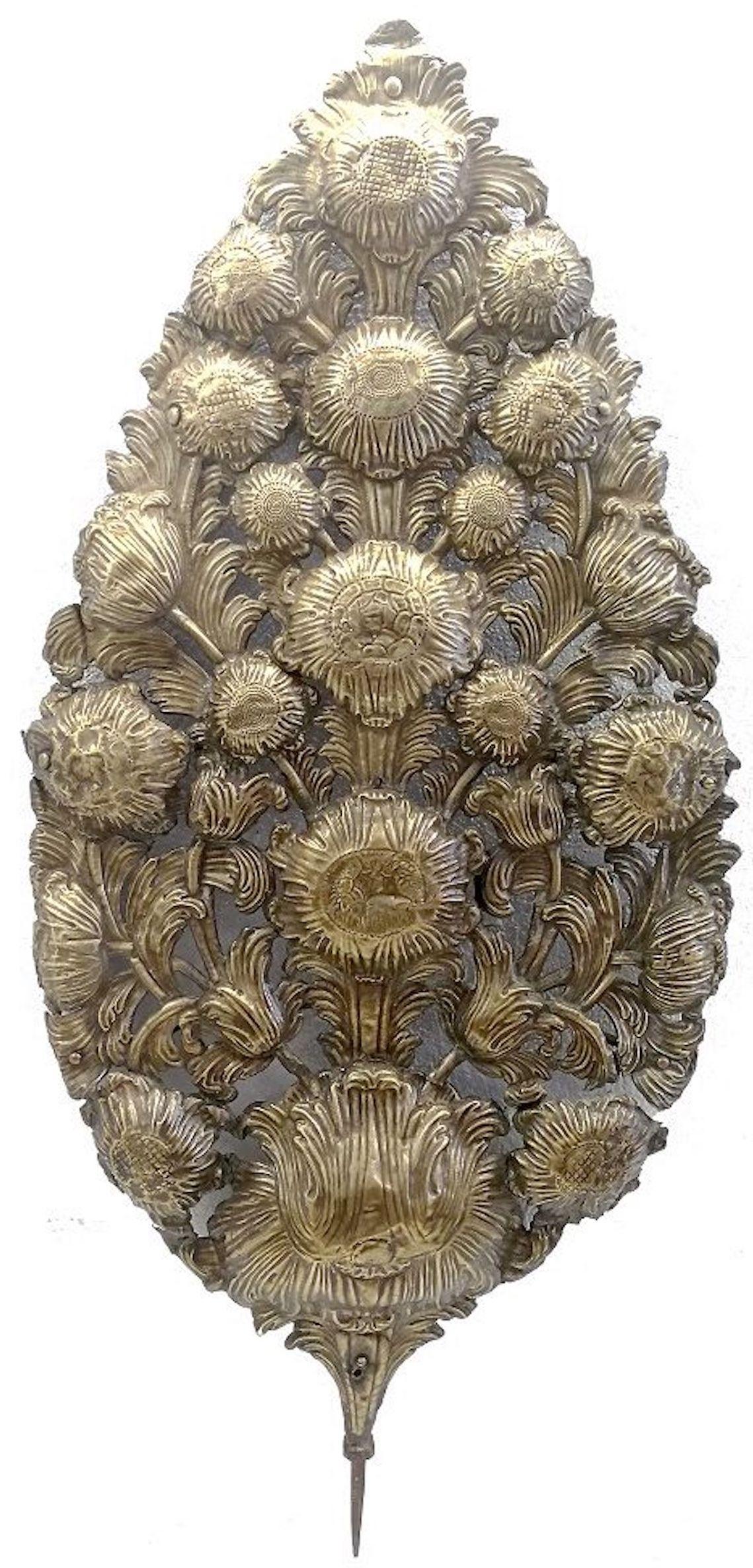 Italian Ancient Gilded Palm Silver and Gilded Metal, Mid-17th Century