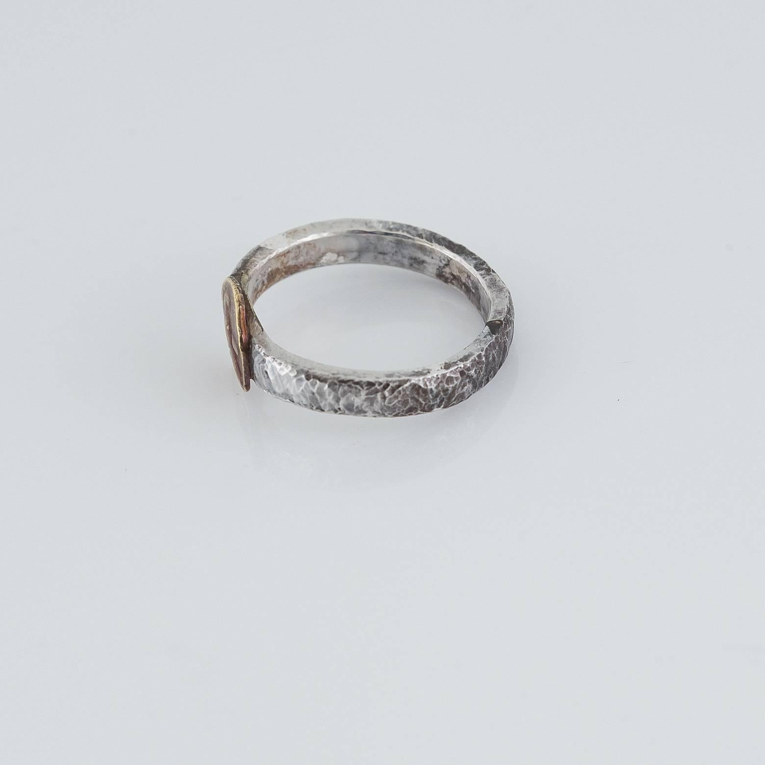 Antiker Ring aus Goldmünze und Sterlingsilber (Künstler*in) im Angebot