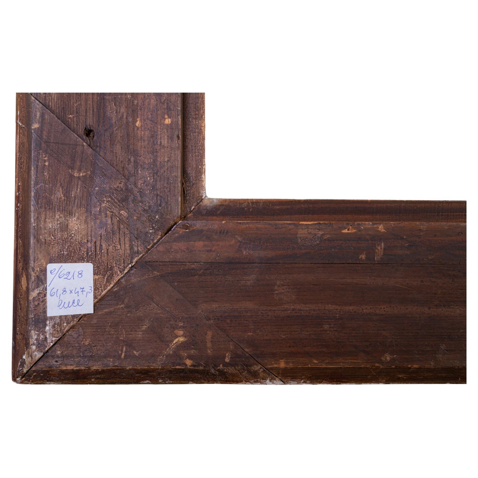 O/6218 - Ancien cadre élégant en bois doré, également pour un miroir, en bois avec feuille d'or. 
Les tailles signées sont totales ; internes  est de cm. 61,5x 47 ; avec l'intérieur visible est cm. 59 x 44,5.