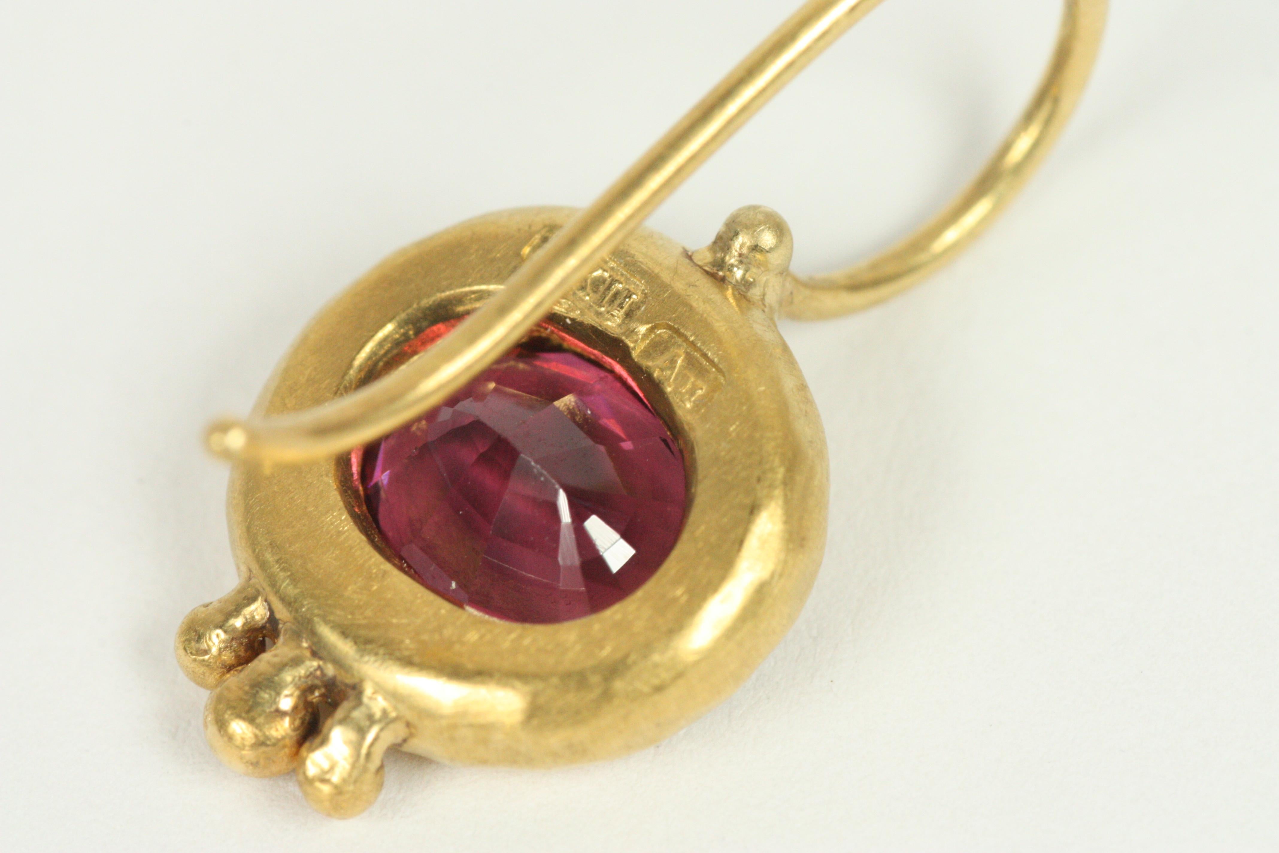 Ancient Greco Drop Earrings with Oval Garnets in 22K Yellow Gold by Bracken In New Condition For Sale In Santa Monica, CA