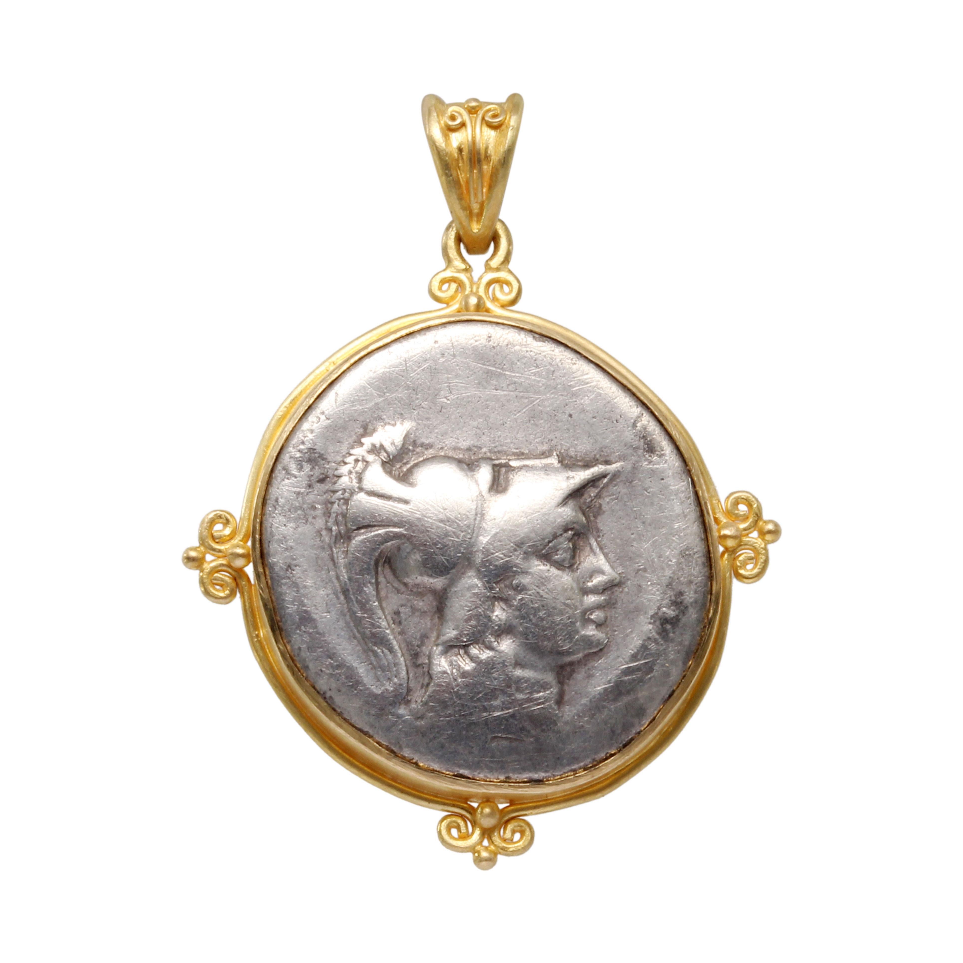 Grec classique Pendentif grec antique du 2e siècle avant J.-C. d'Athènes en or 18 carats en vente