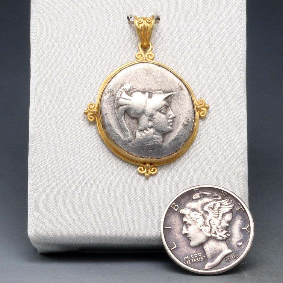 Pendentif grec antique du 2e siècle avant J.-C. d'Athènes en or 18 carats Unisexe en vente