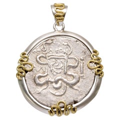 Pendentif grec ancien du 2e siècle avant J.-C., avec serpents de monnaie en argent et or 18 carats