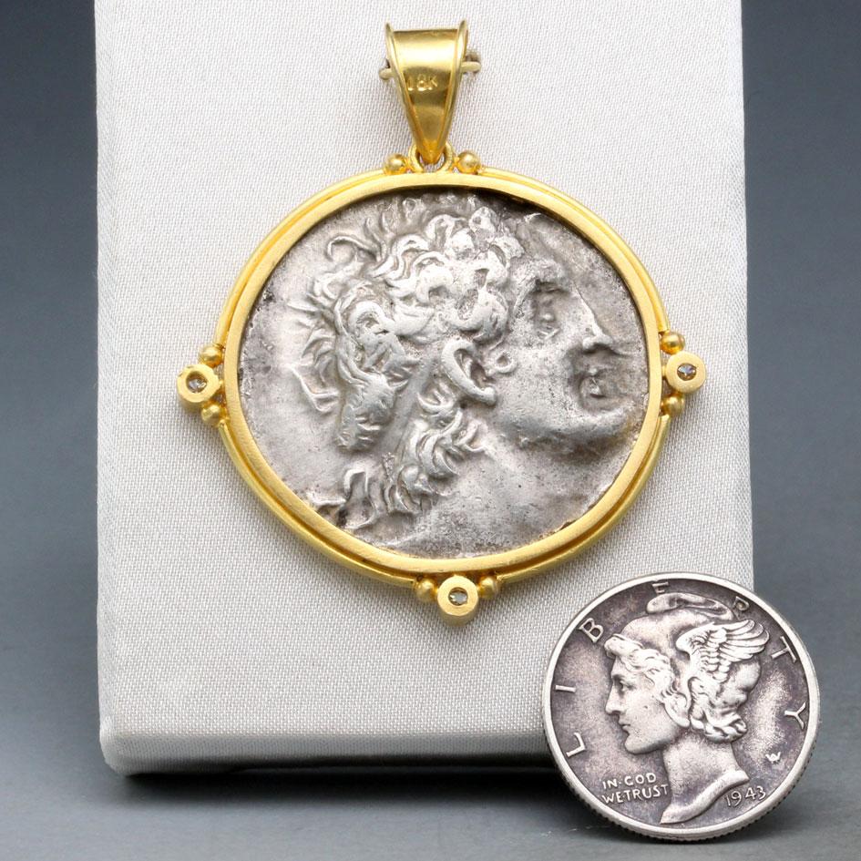 Ancient Greek 2nd Century BC Ptolemeic Eagle Coin Diamonds 18K Gold Pendant  In New Condition For Sale In Soquel, CA