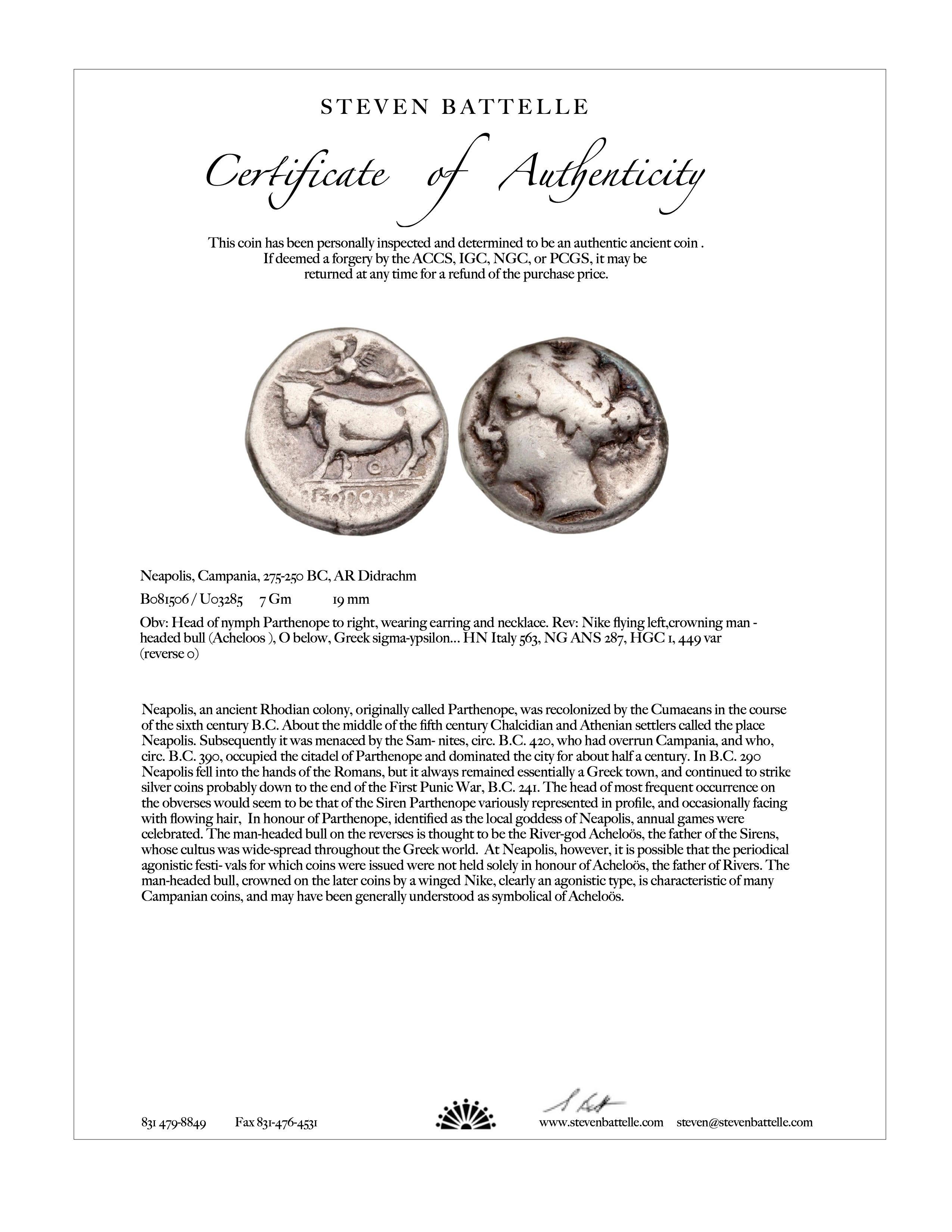Pendentif en or 18 carats représentant un taureau à tête humaine et une pièce de Nike de l'Antiquité grecque du IIIe siècle av. en vente 9