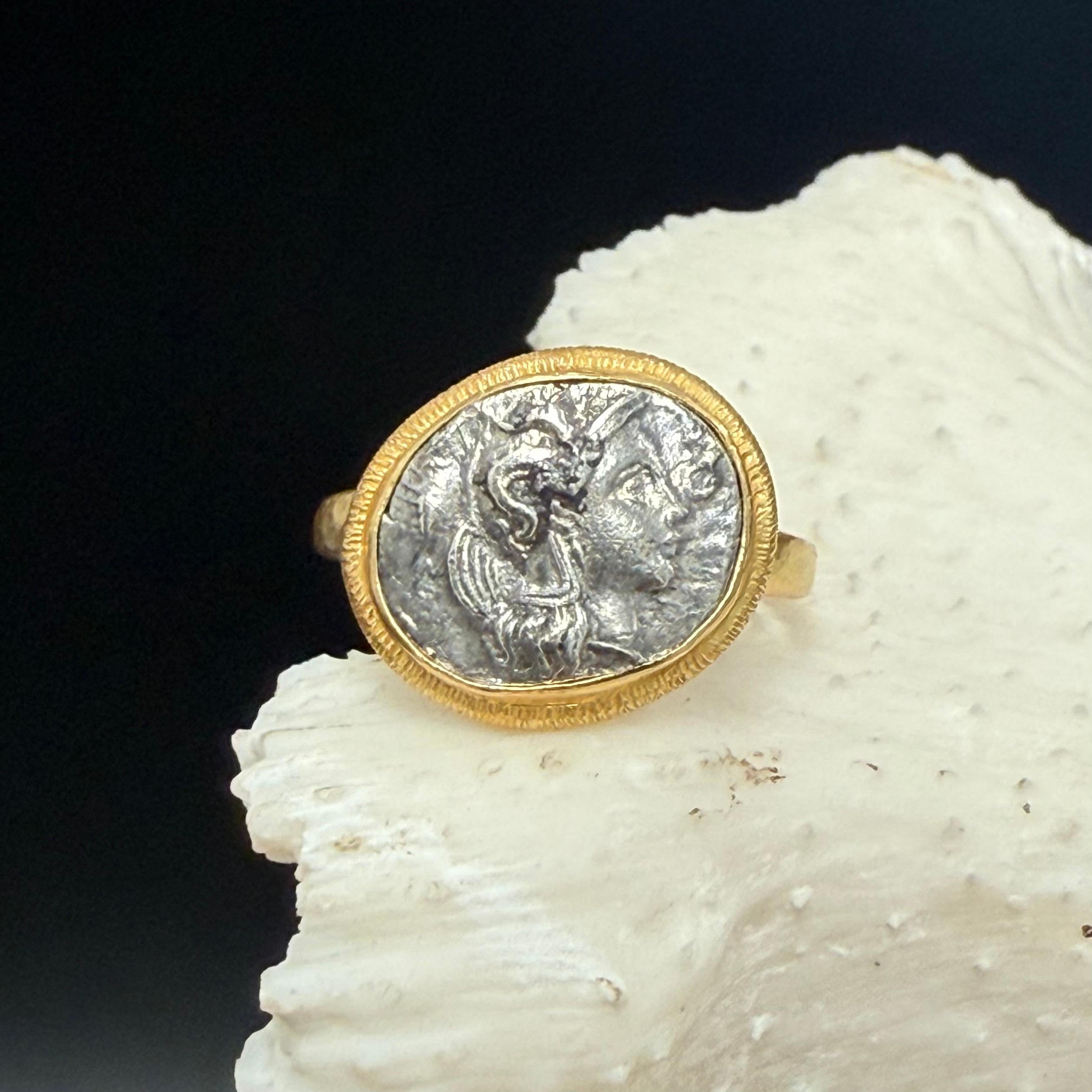 Antike griechische 3. Jahrhundert v. Chr. Silber Athena Münze 18K Gold Ring im Angebot 2