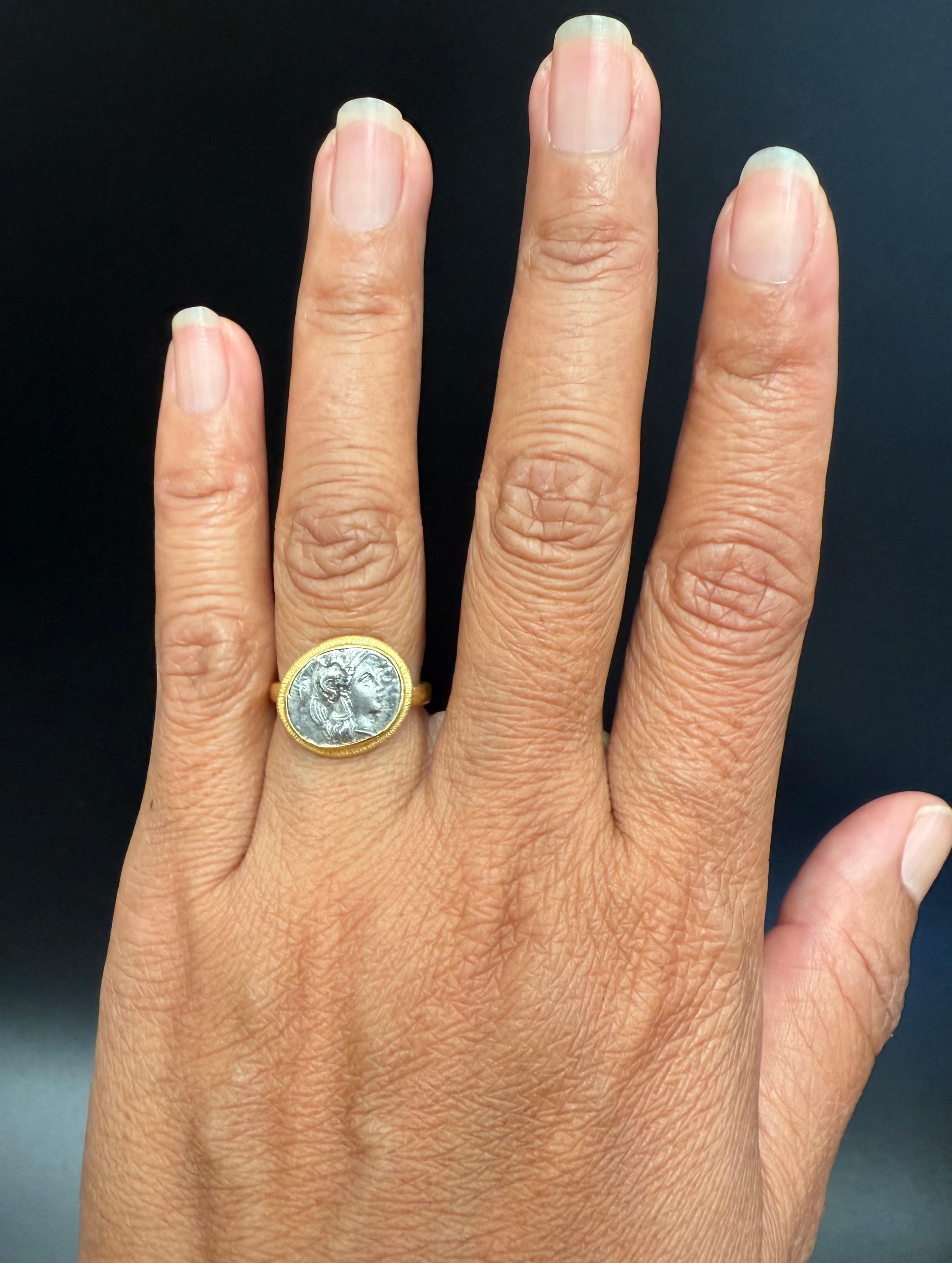 Antike griechische 3. Jahrhundert v. Chr. Silber Athena Münze 18K Gold Ring im Angebot 3