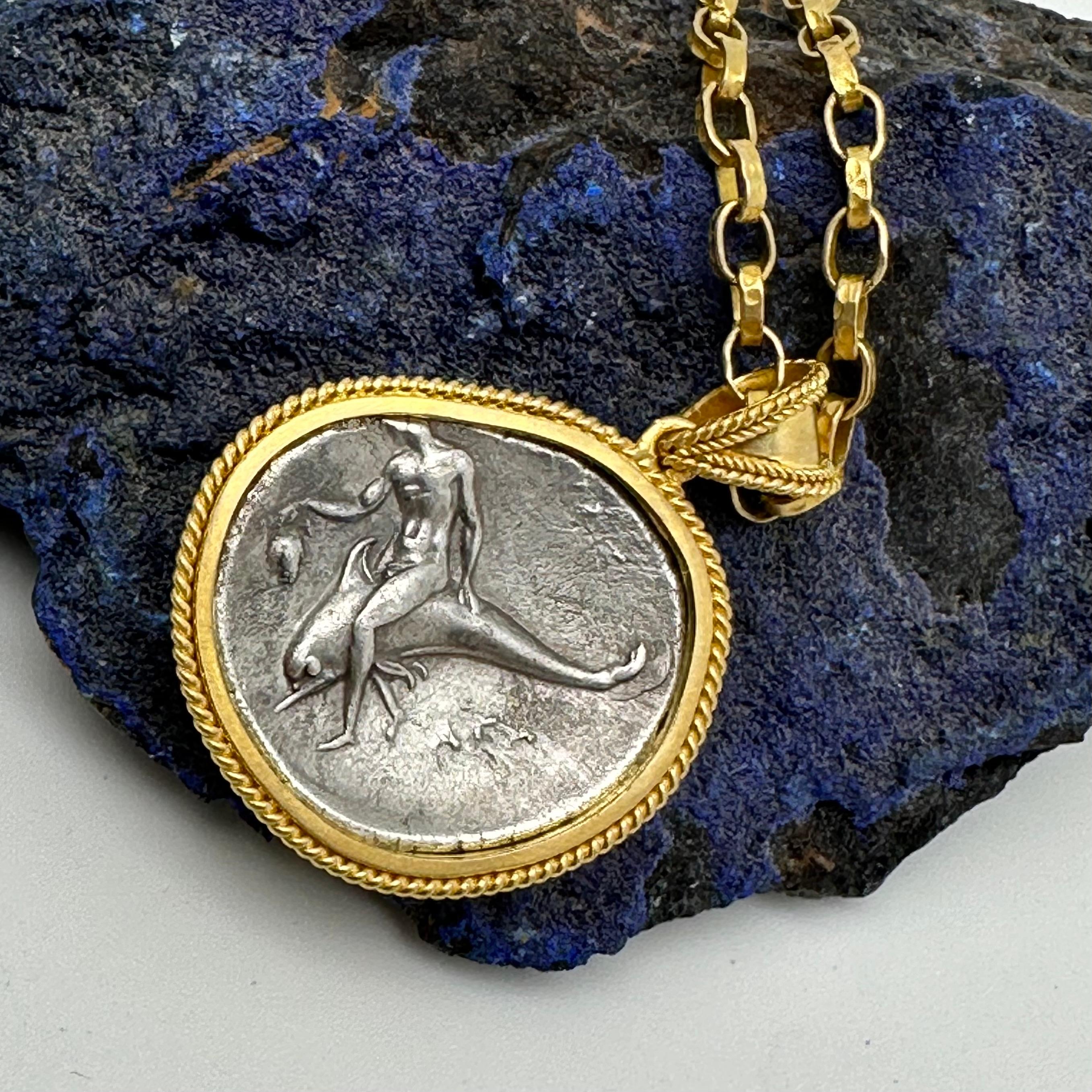 Antike griechische Jugend des 3. Jahrhunderts BC auf Pferd Münze 18K Gold Pedant 3