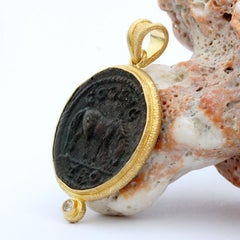 Antike griechische Pferdemünze aus dem 3. Jahrhundert Diamant 18K Gold-Anhänger